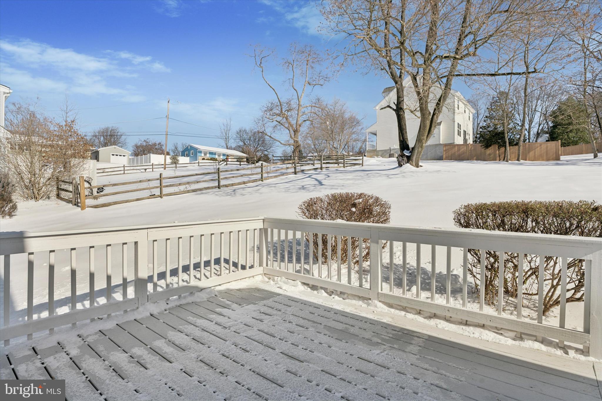 ROCKDALE - Residential