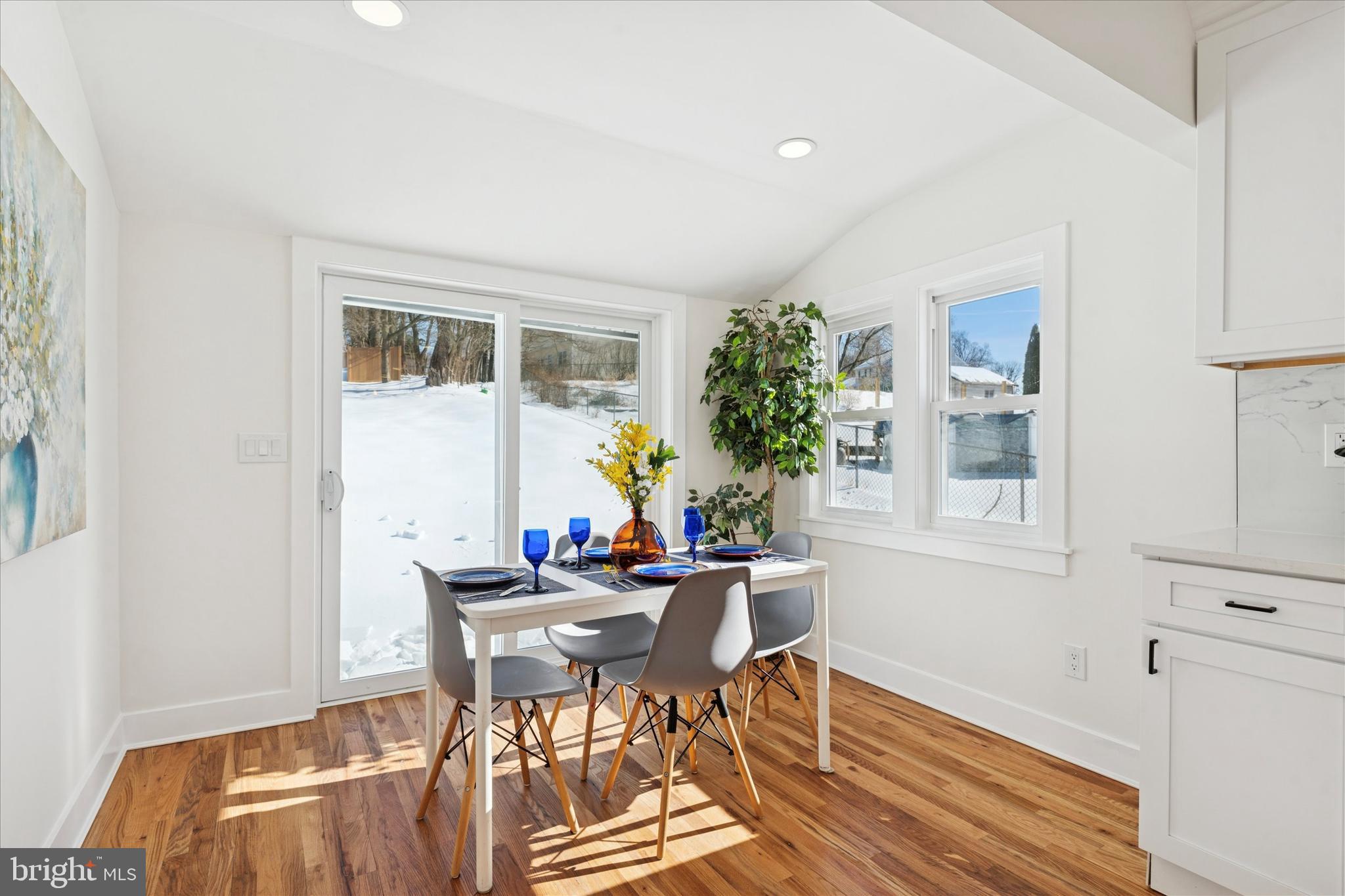 ROCKDALE - Residential