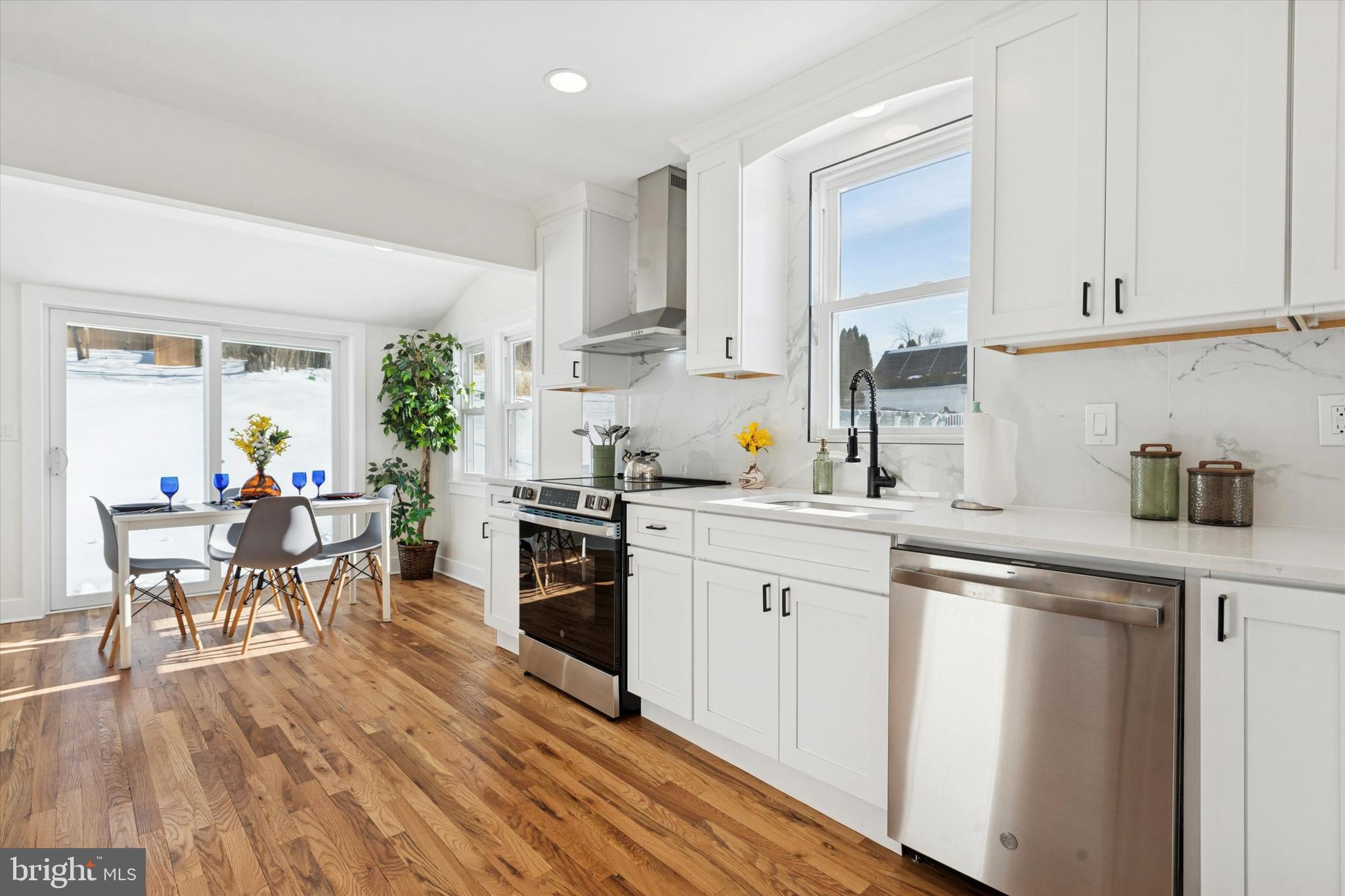 ROCKDALE - Residential