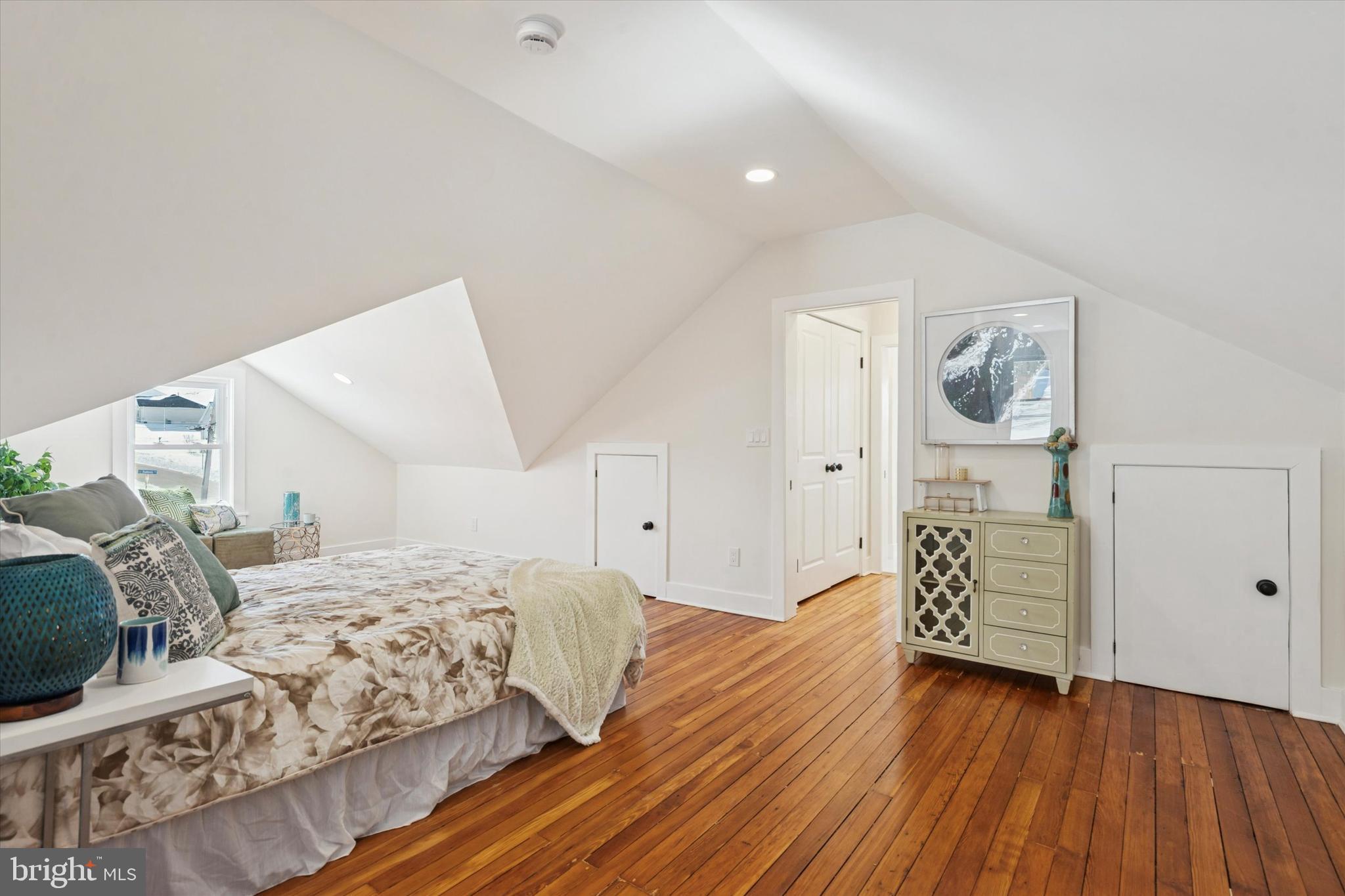 ROCKDALE - Residential