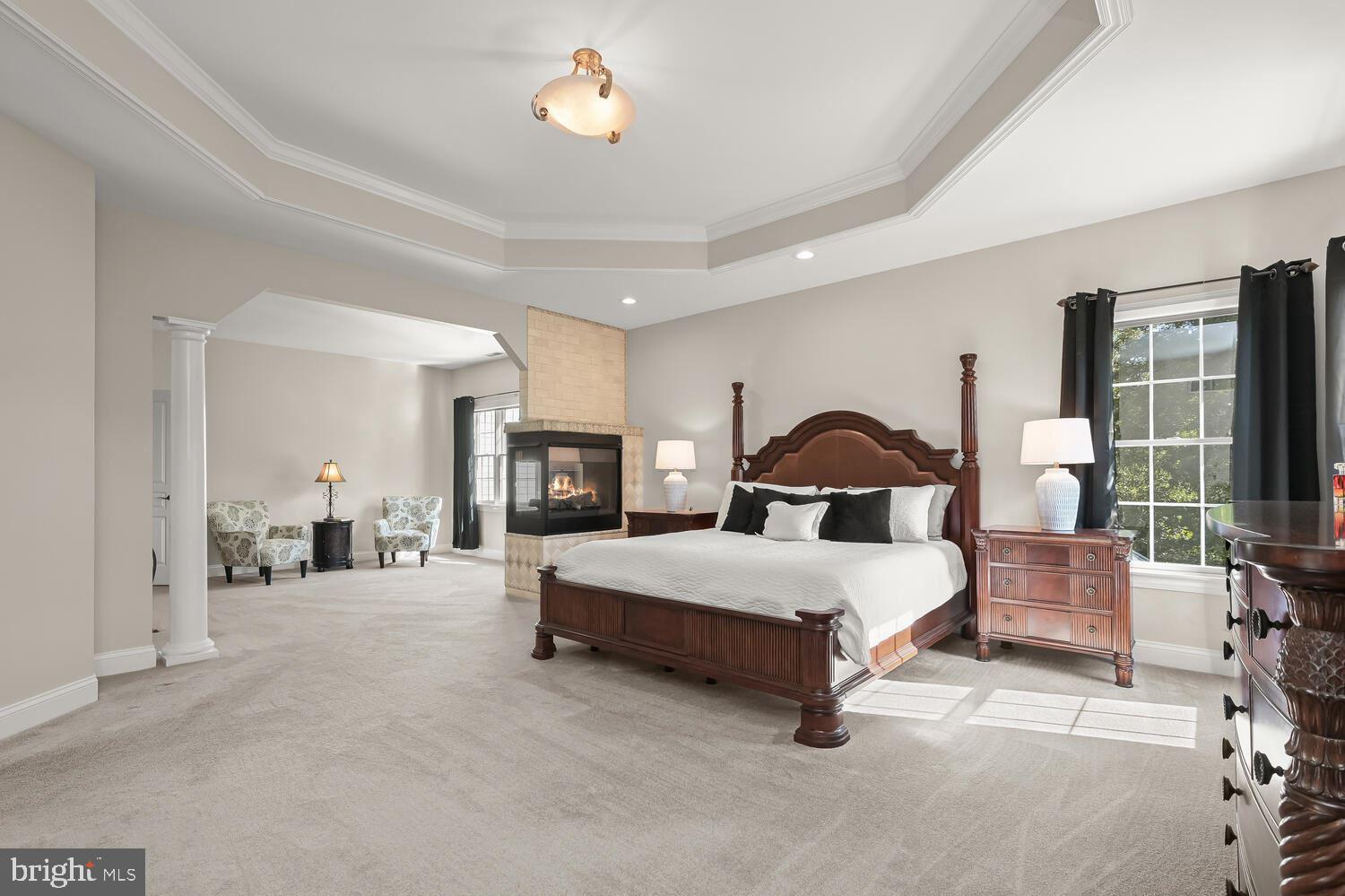 RIVER DOWNS - Residential