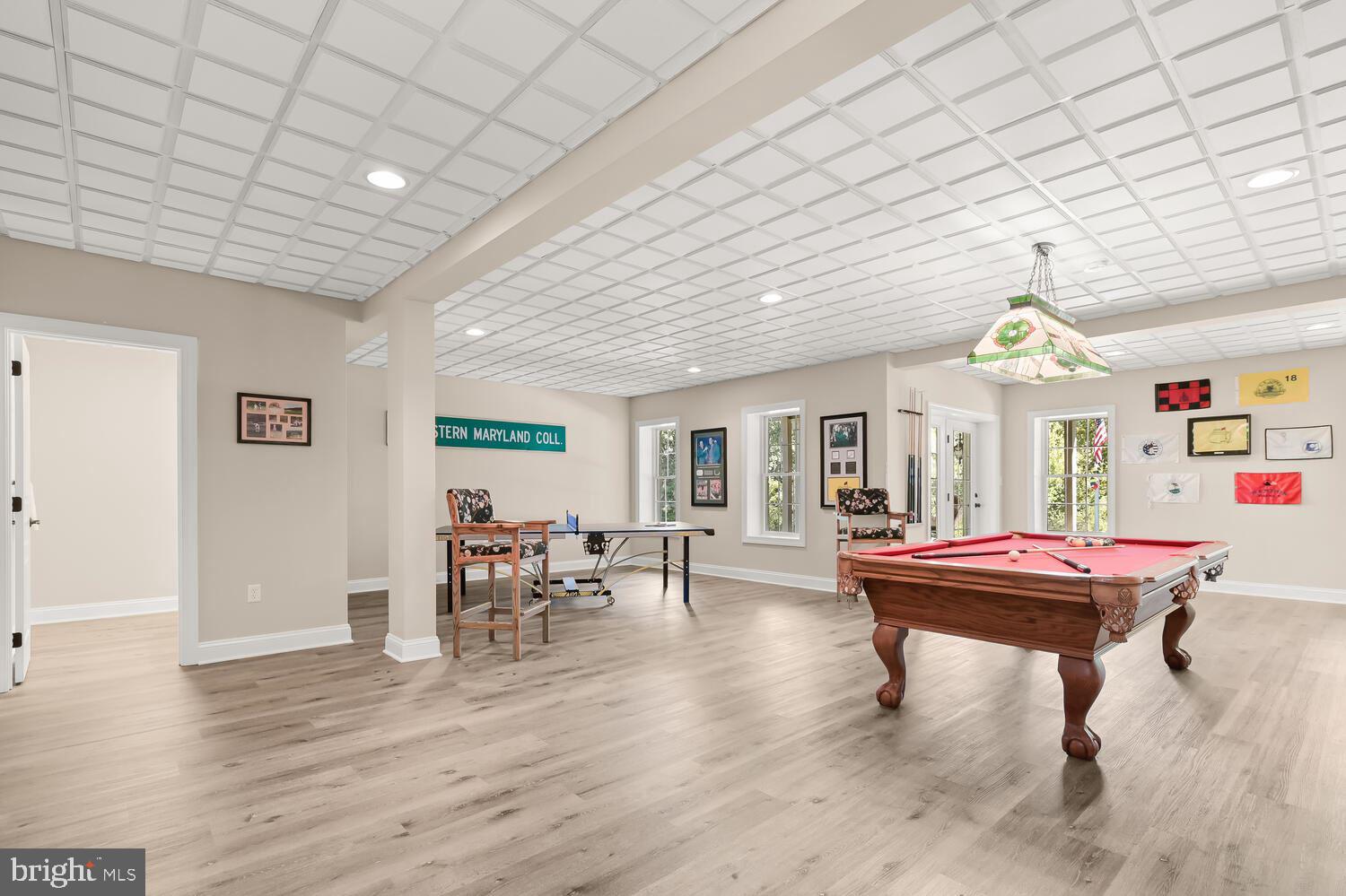 RIVER DOWNS - Residential