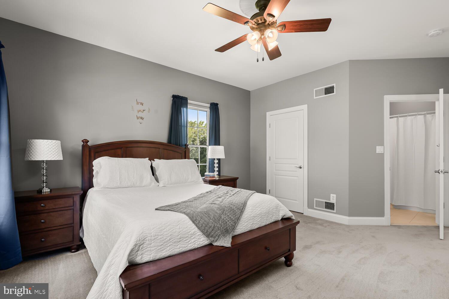 RIVER DOWNS - Residential