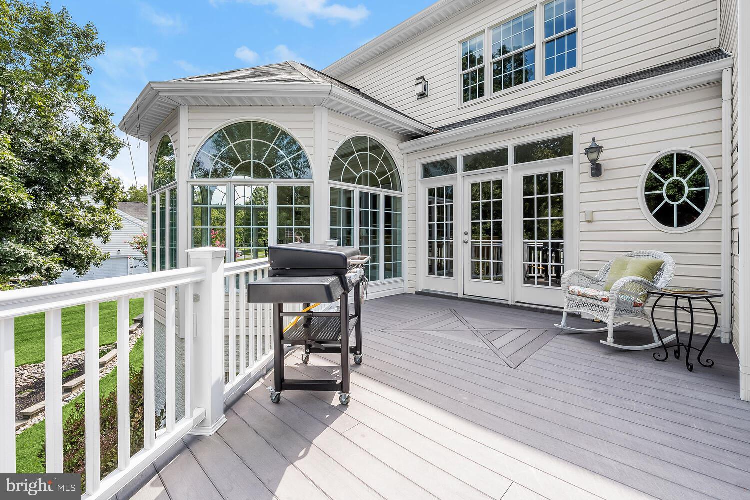 RIVER DOWNS - Residential