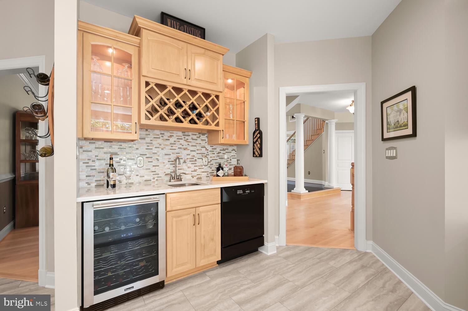 RIVER DOWNS - Residential