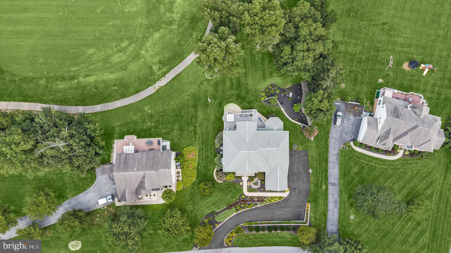 RIVER DOWNS - Residential