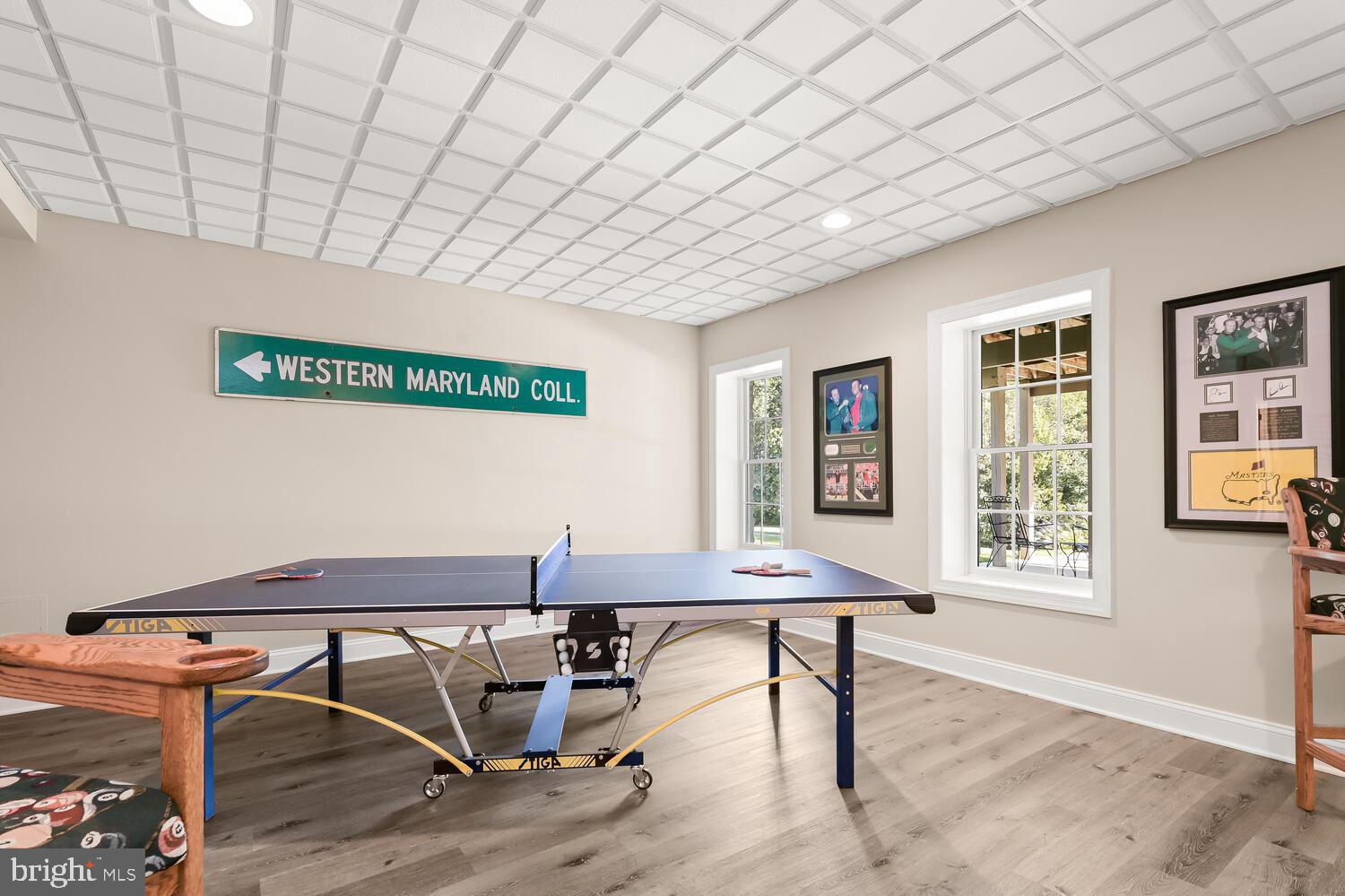 RIVER DOWNS - Residential