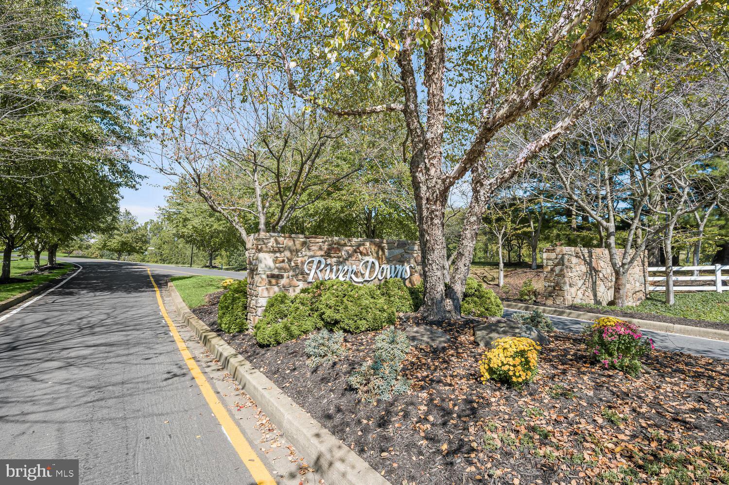 RIVER DOWNS - Residential