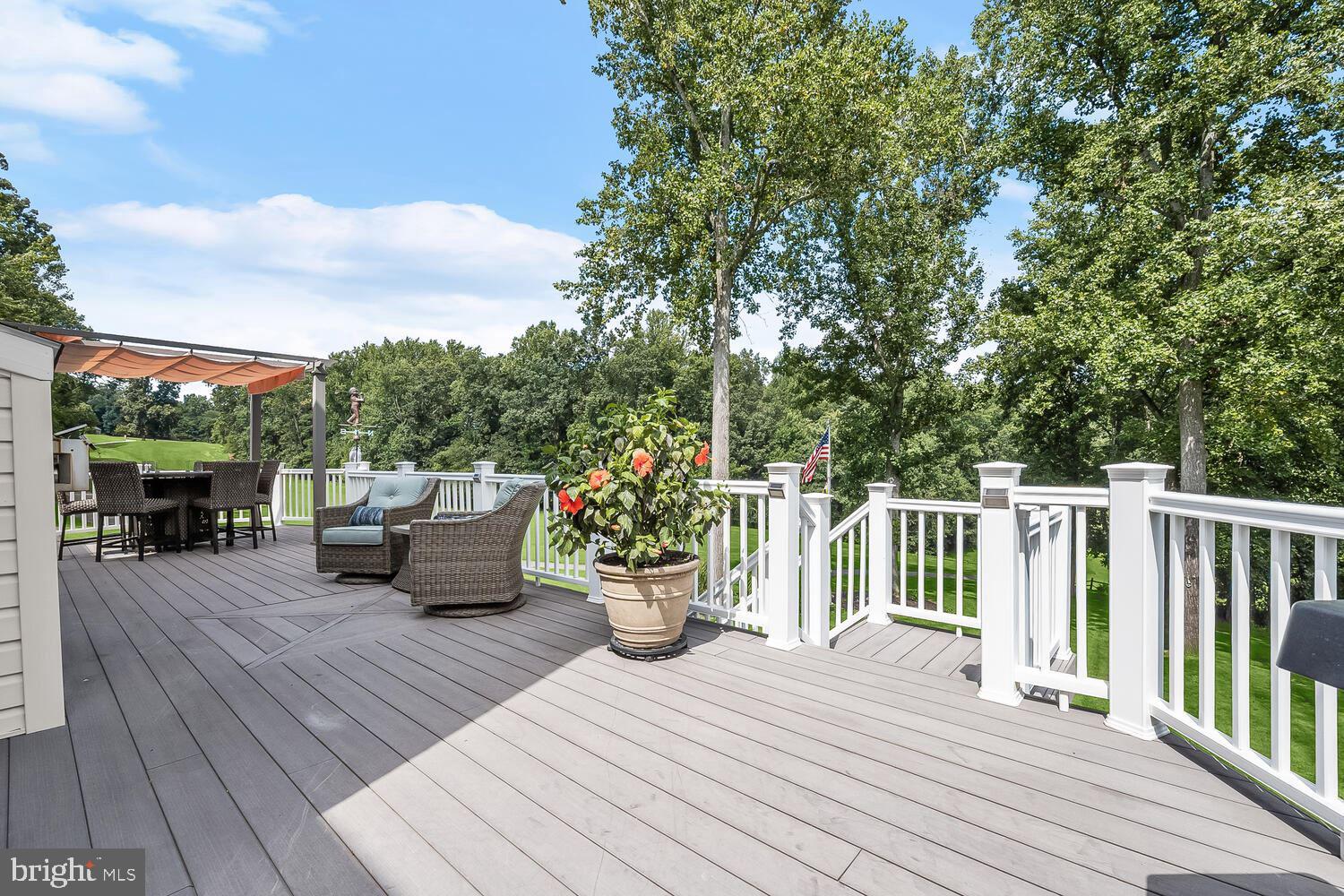 RIVER DOWNS - Residential