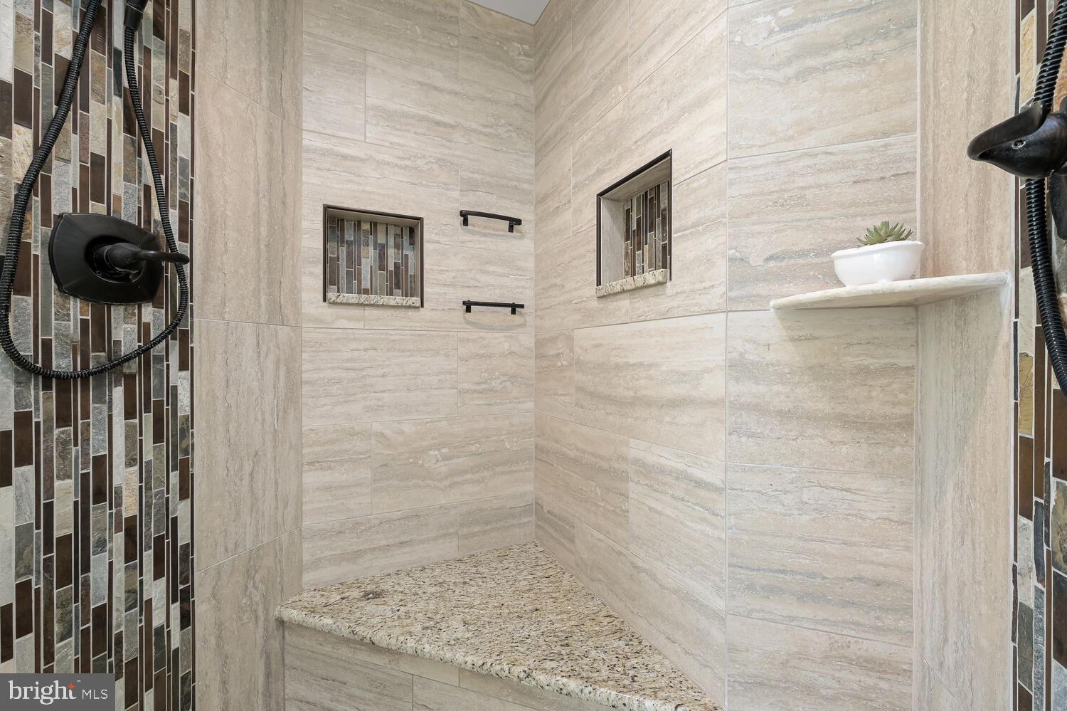 RIVER DOWNS - Residential