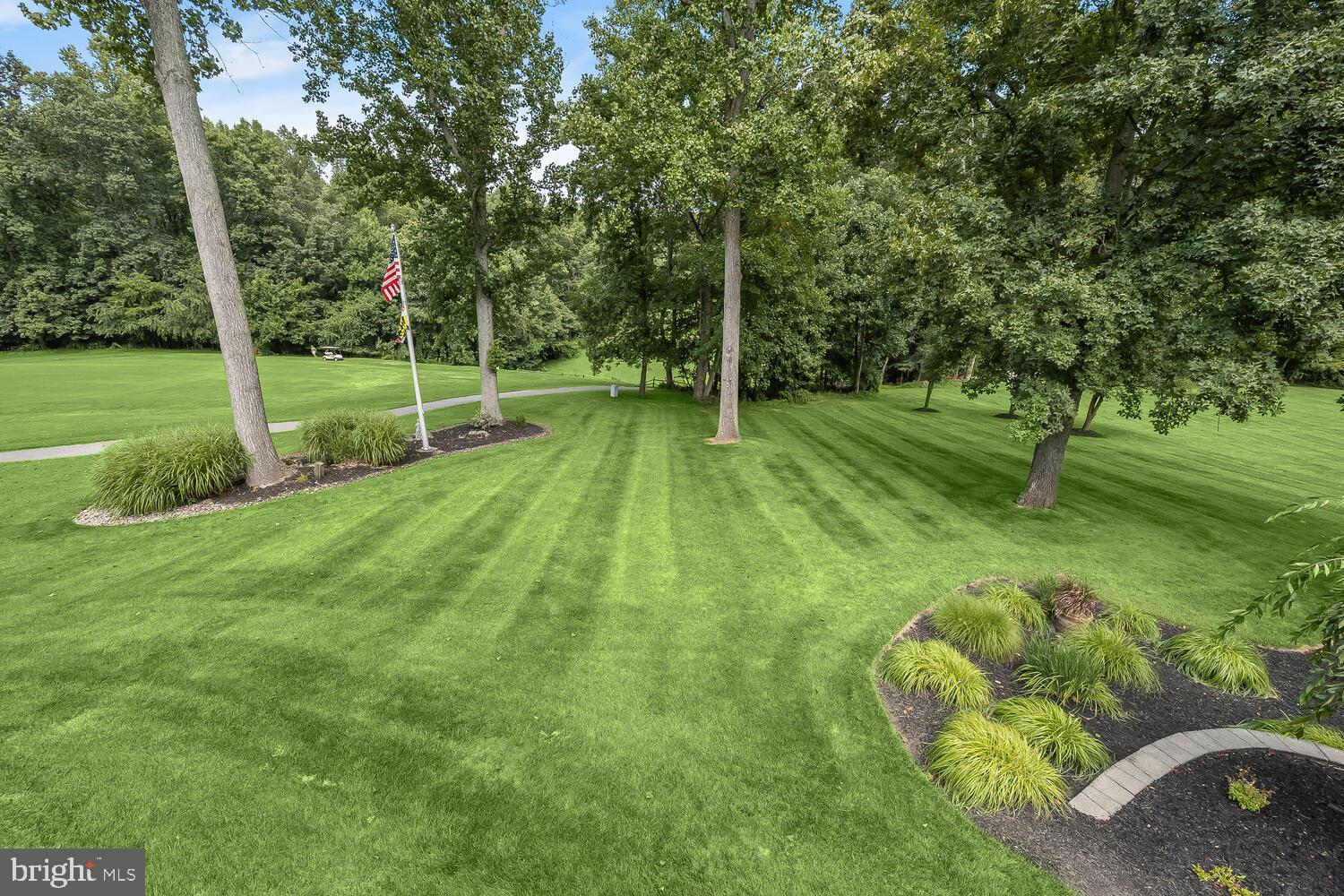 RIVER DOWNS - Residential