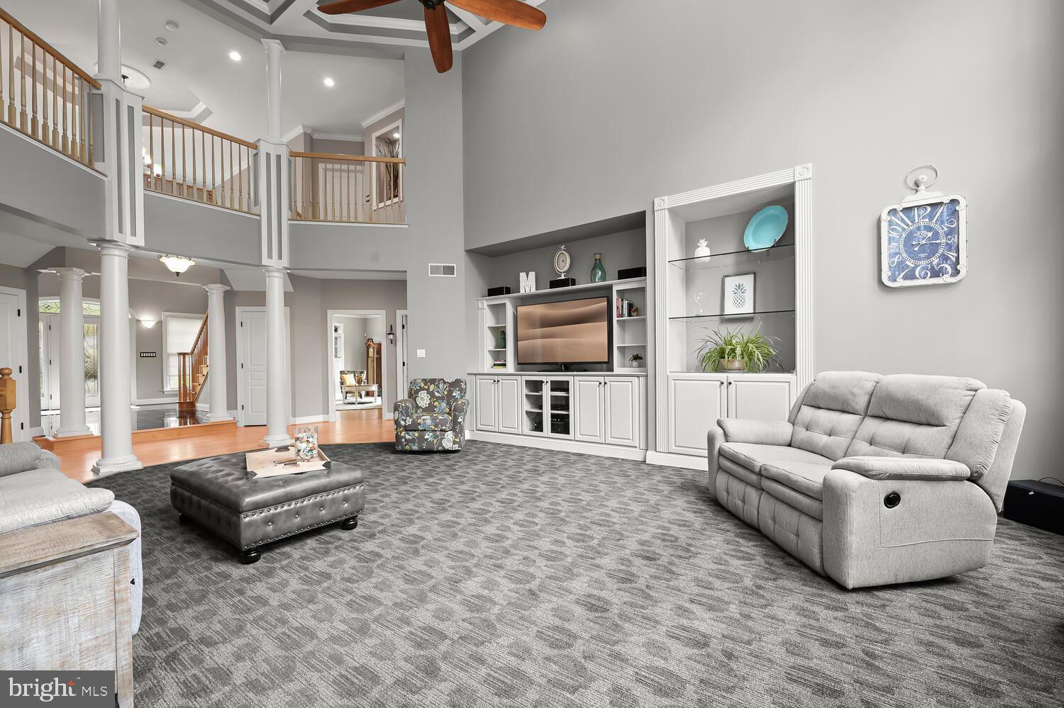 RIVER DOWNS - Residential