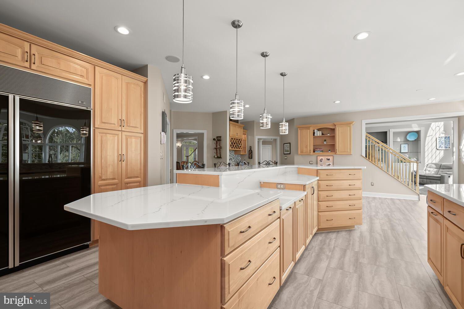 RIVER DOWNS - Residential