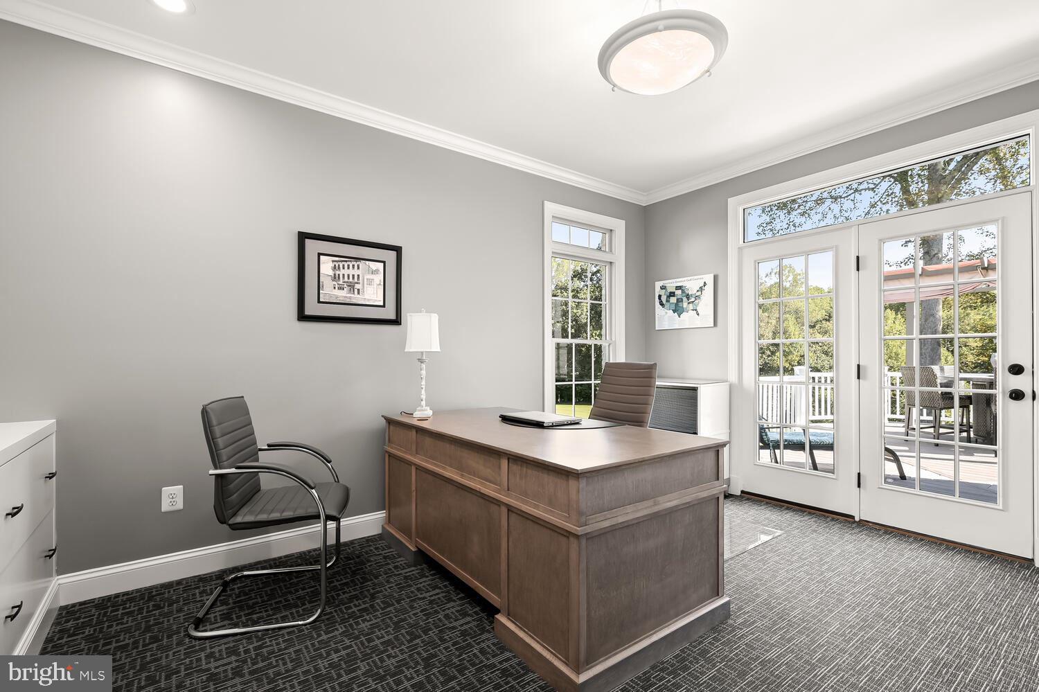 RIVER DOWNS - Residential