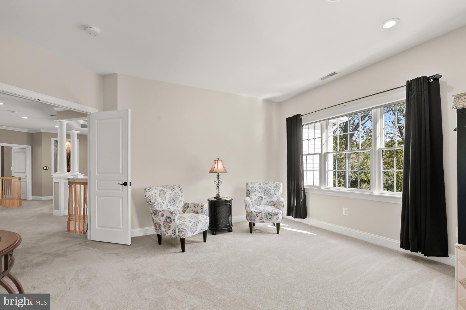 RIVER DOWNS - Residential