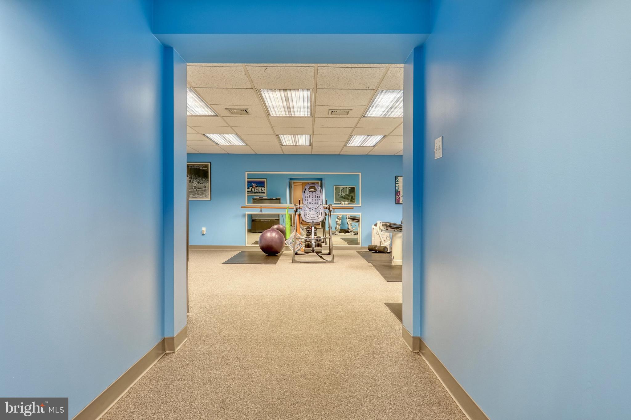 CHARLYN - Residential