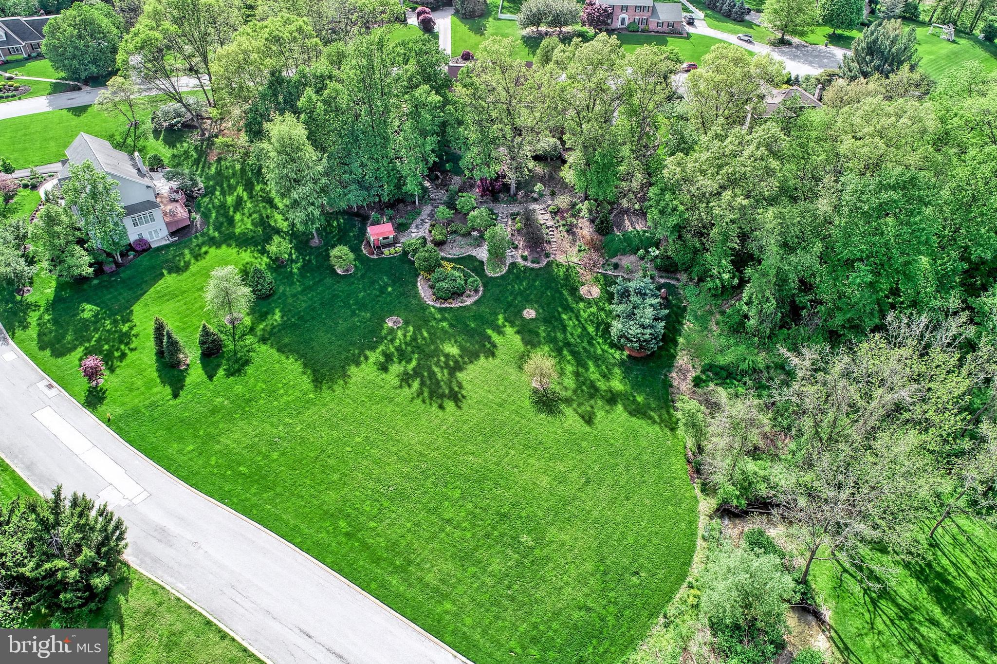 CHARLYN - Residential