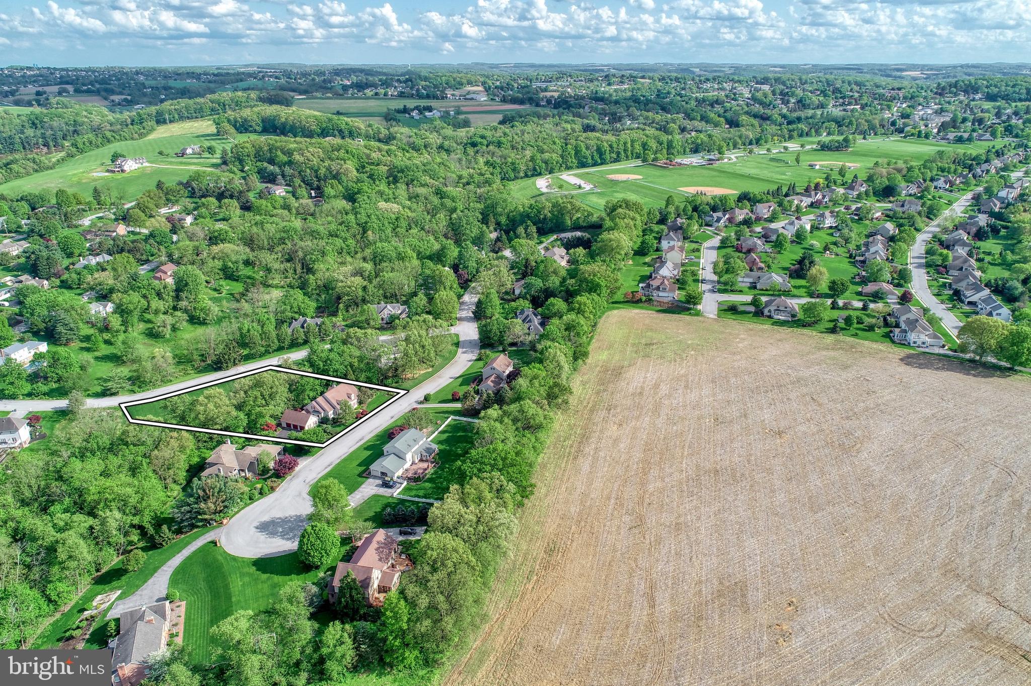 CHARLYN - Residential