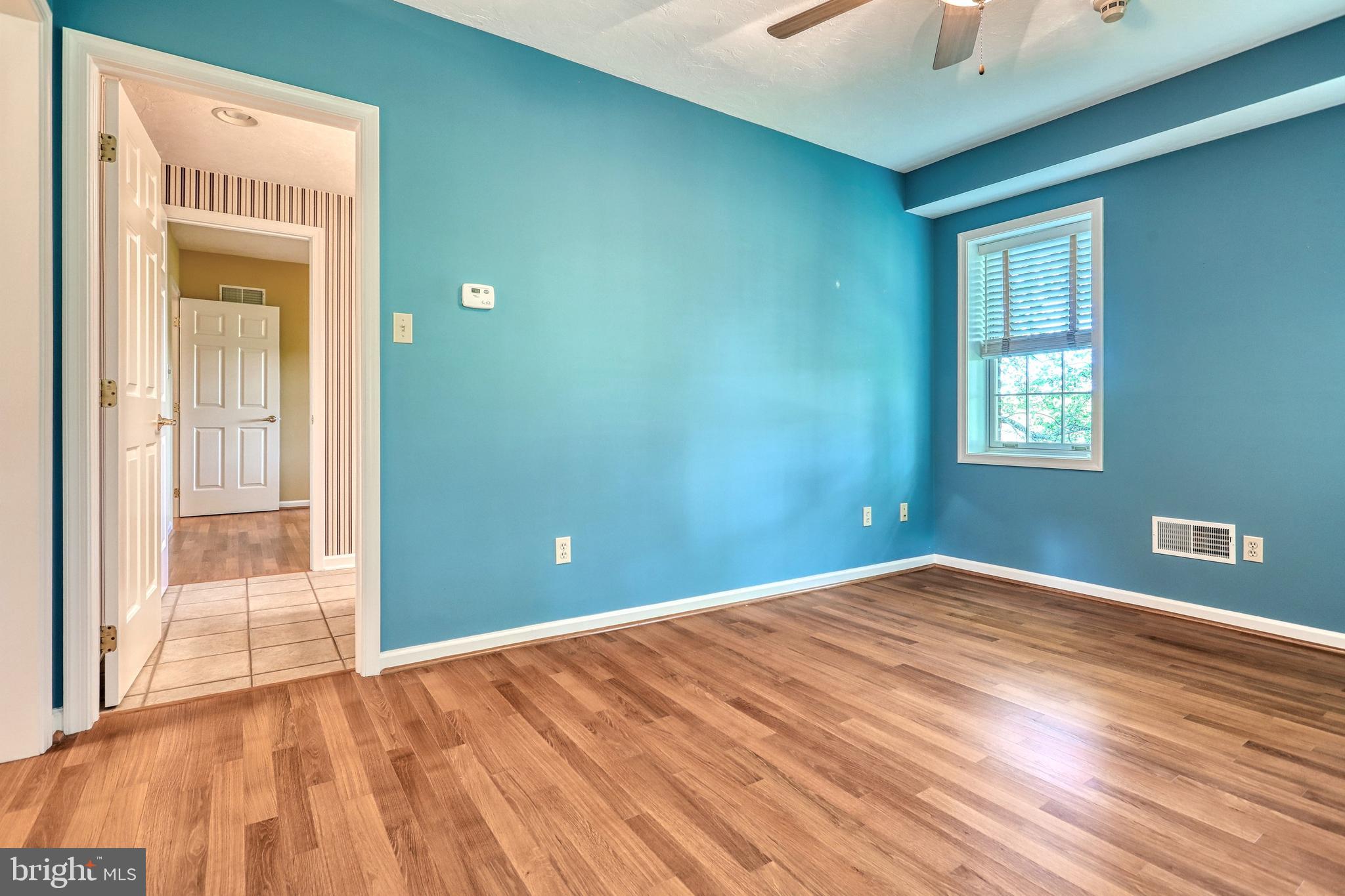 CHARLYN - Residential