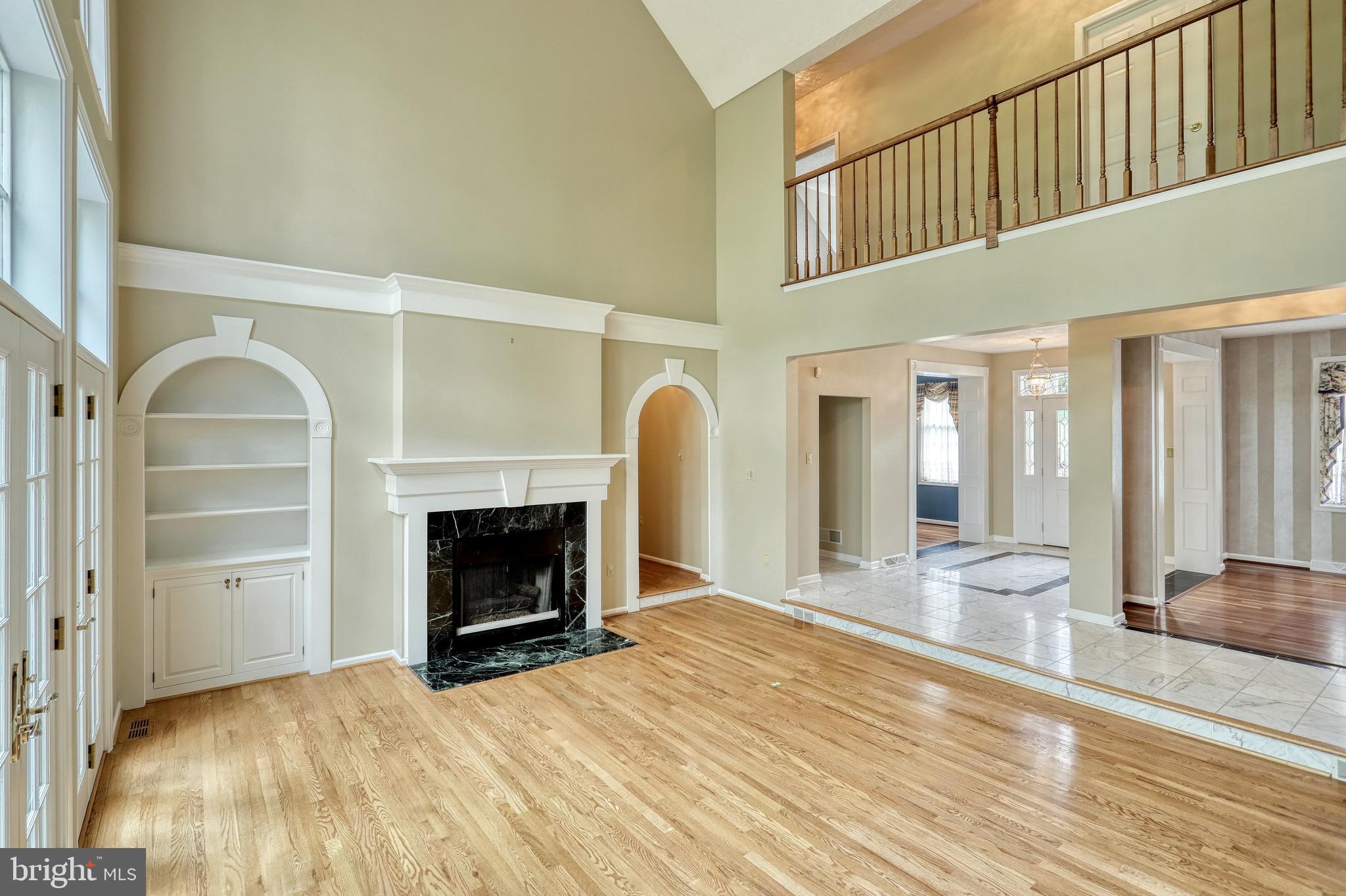 CHARLYN - Residential