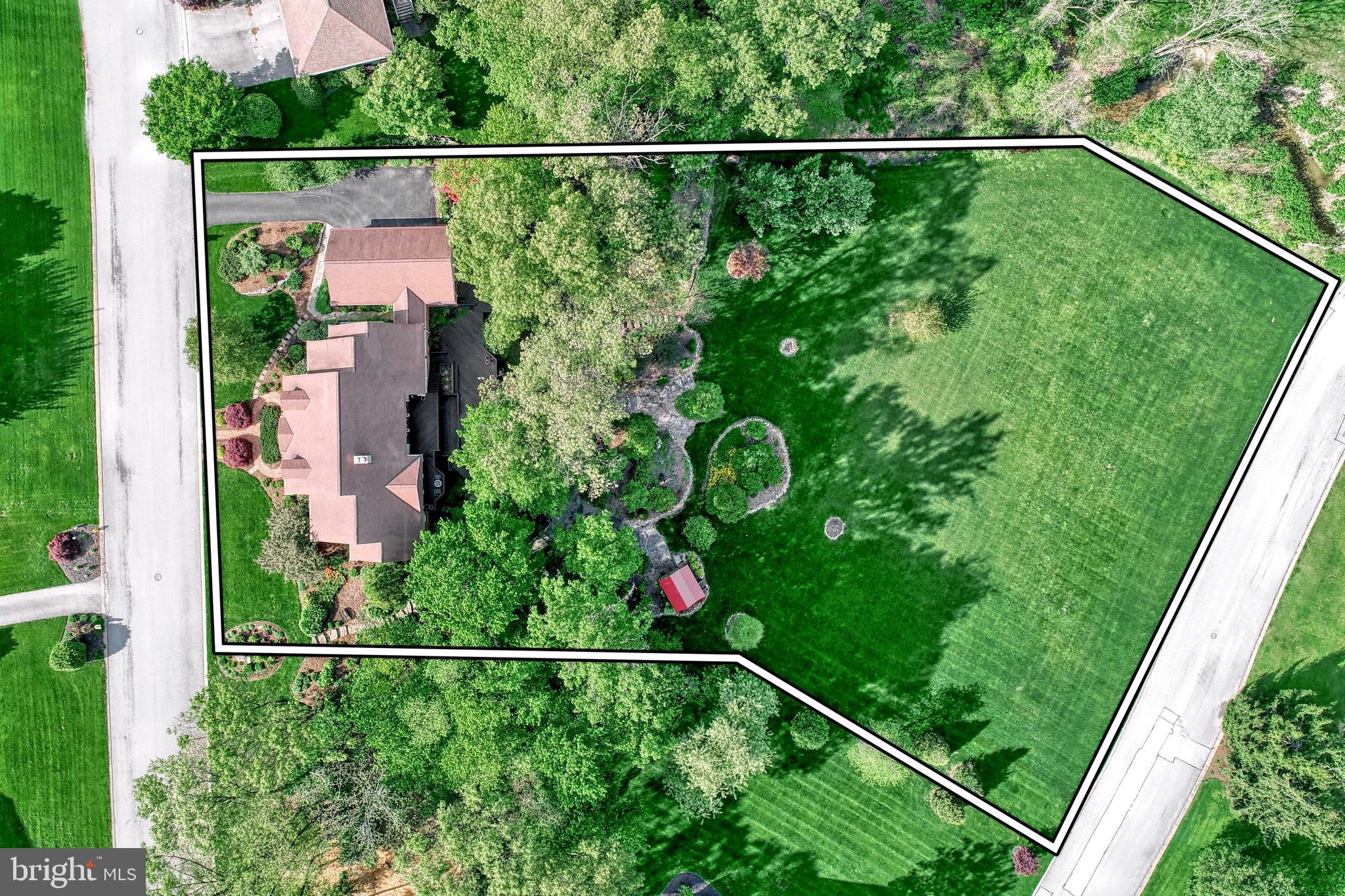 CHARLYN - Residential