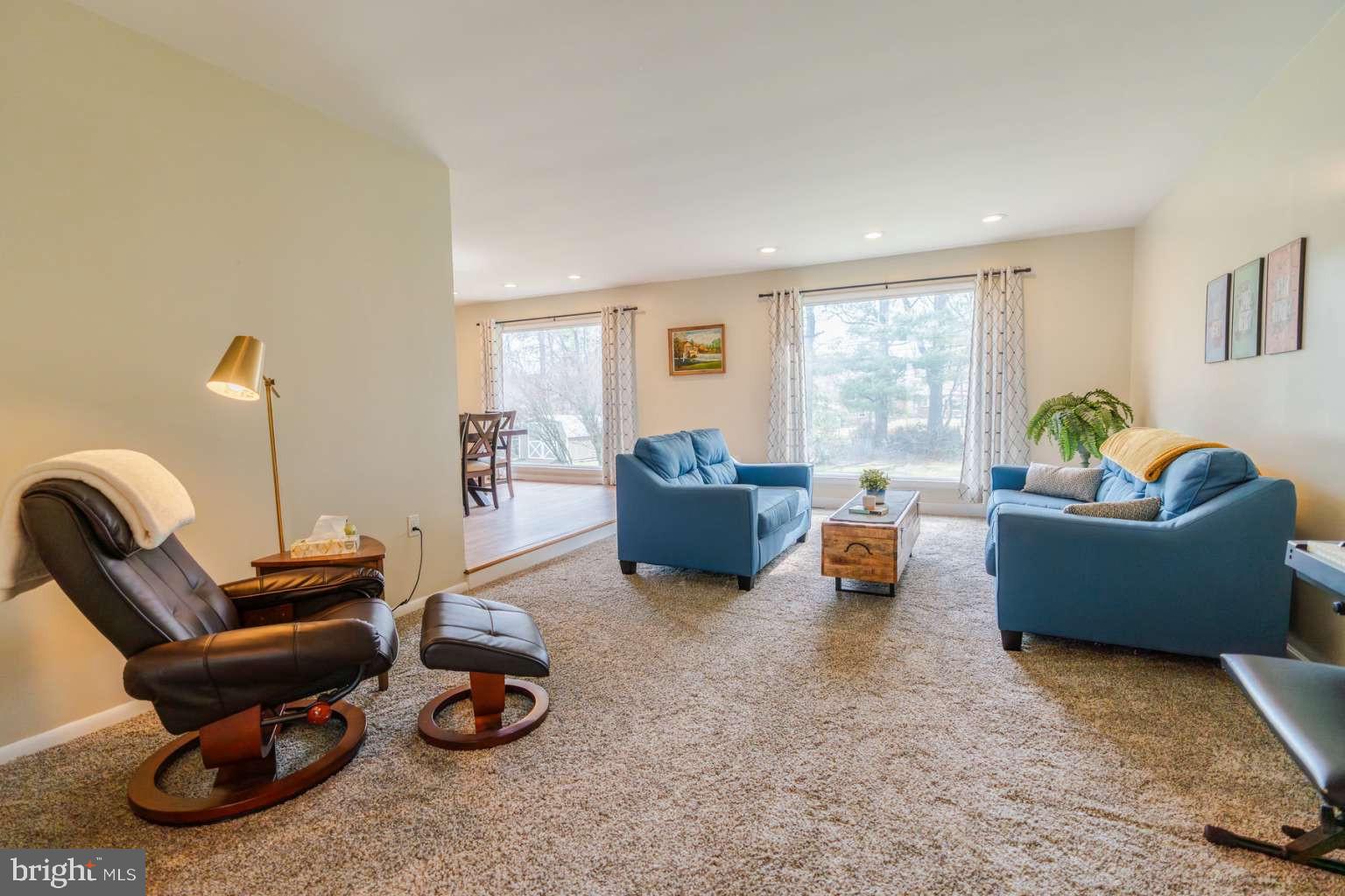 35 COUNTRY CLUB ROAD