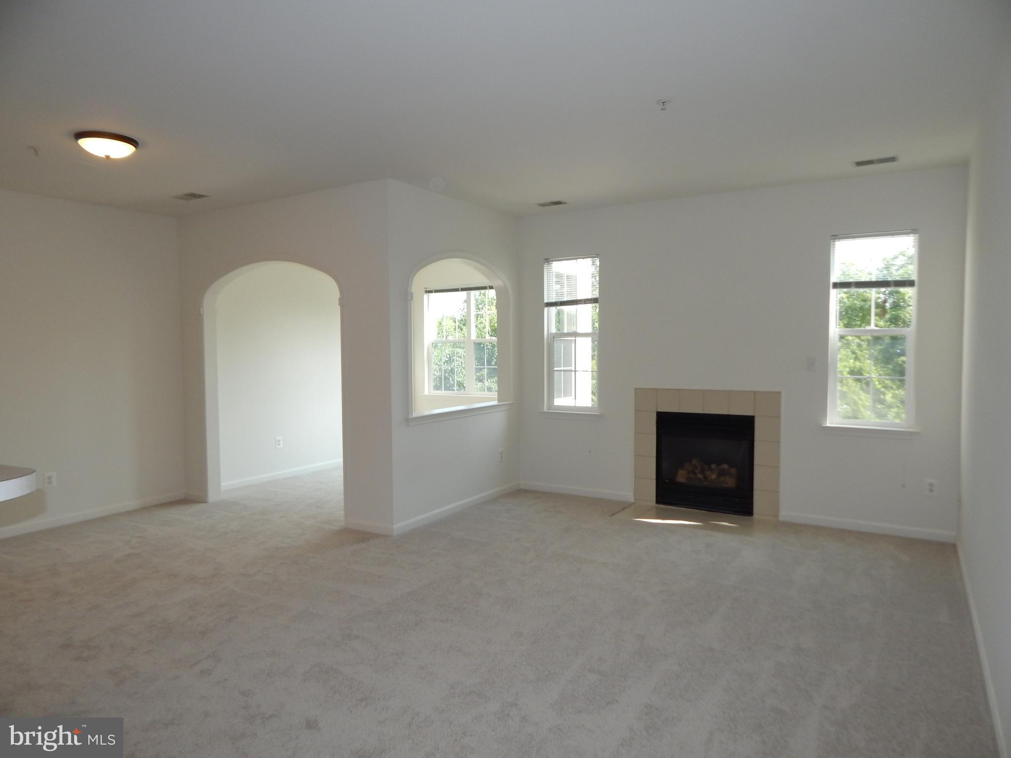 HOLLINGTON - Residential