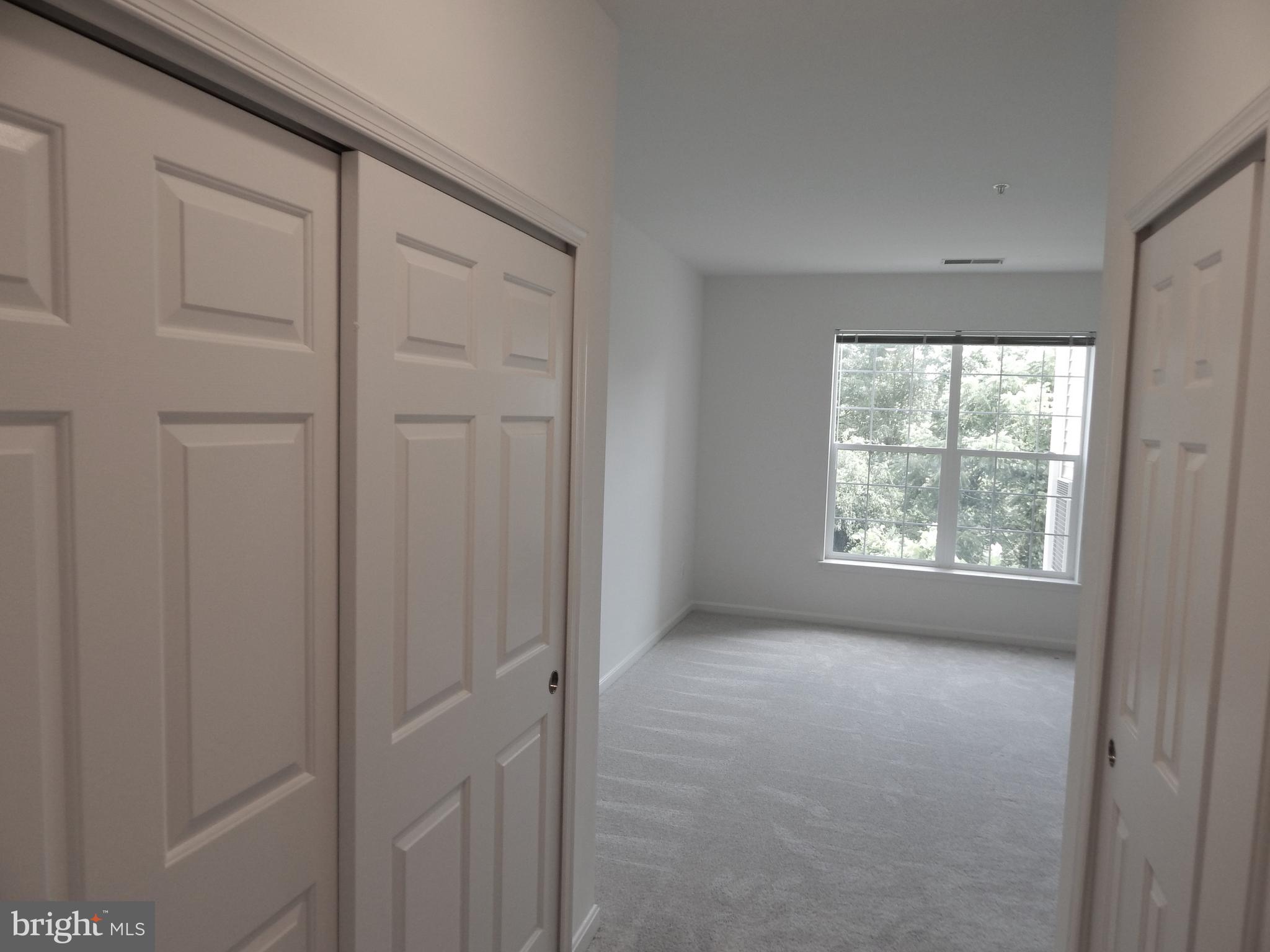 HOLLINGTON - Residential