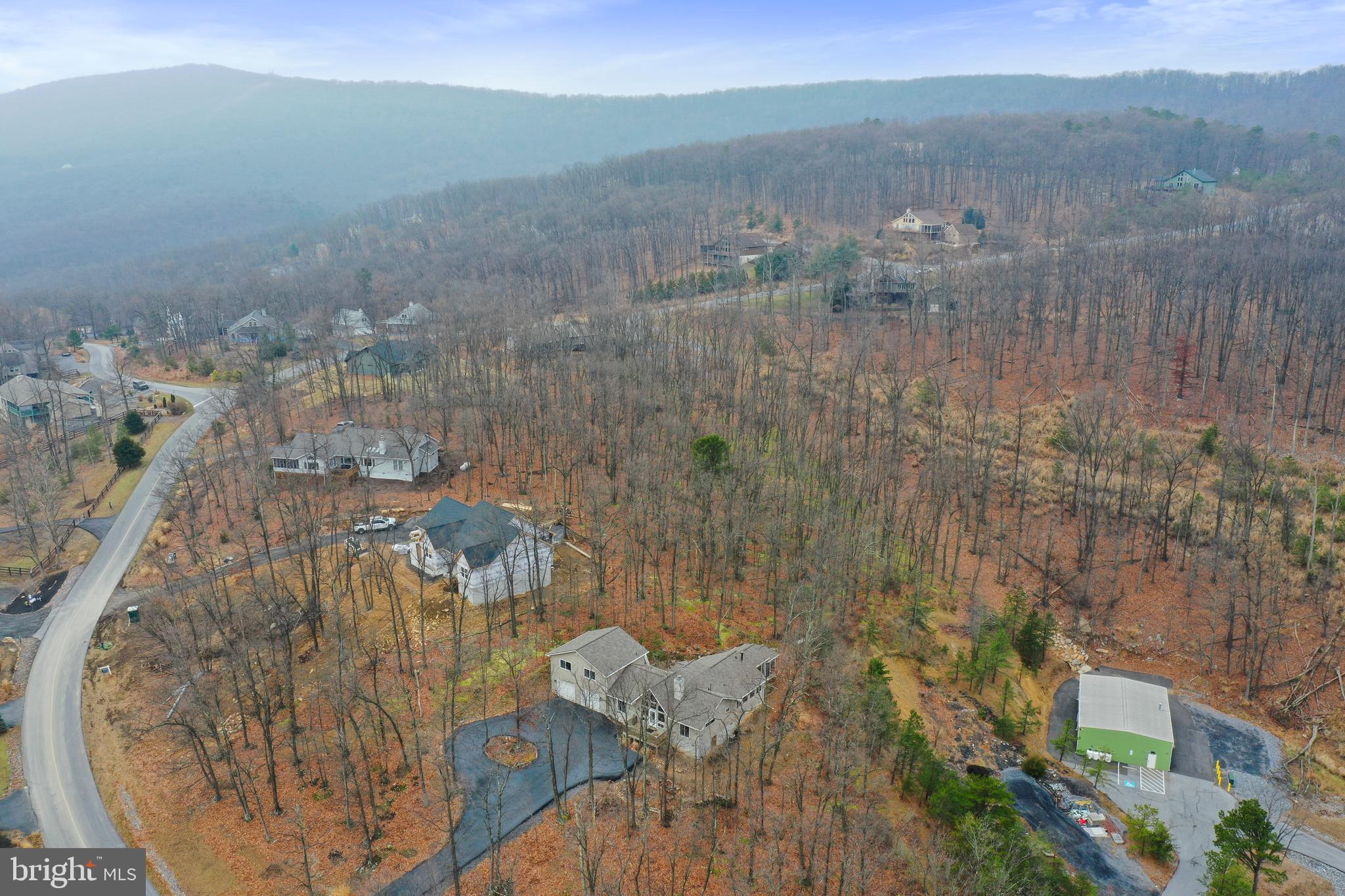 THE WOODS - Residential