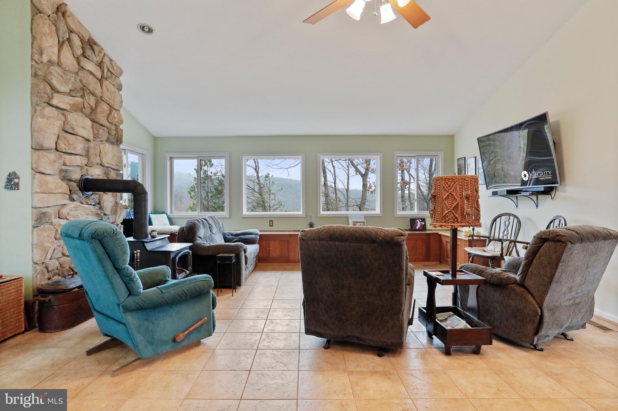 THE WOODS - Residential