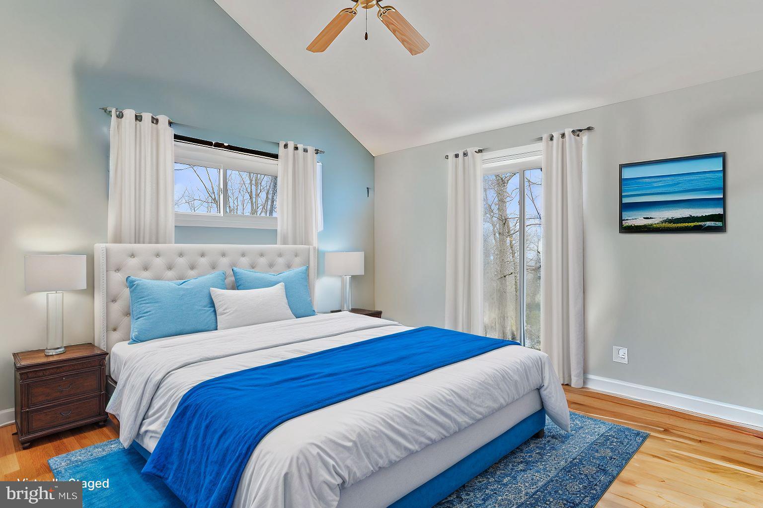 THE WOODS - Residential