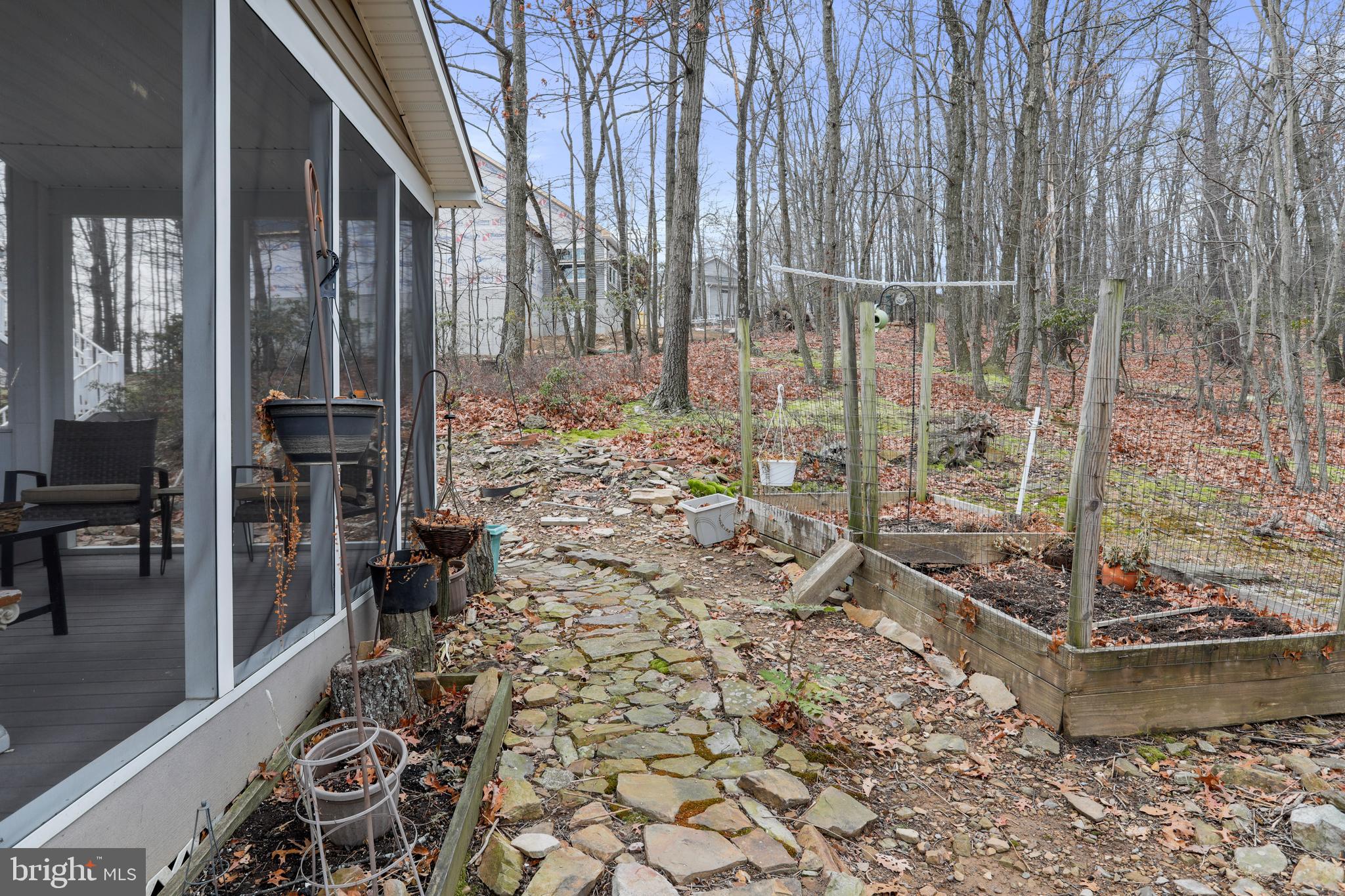 THE WOODS - Residential