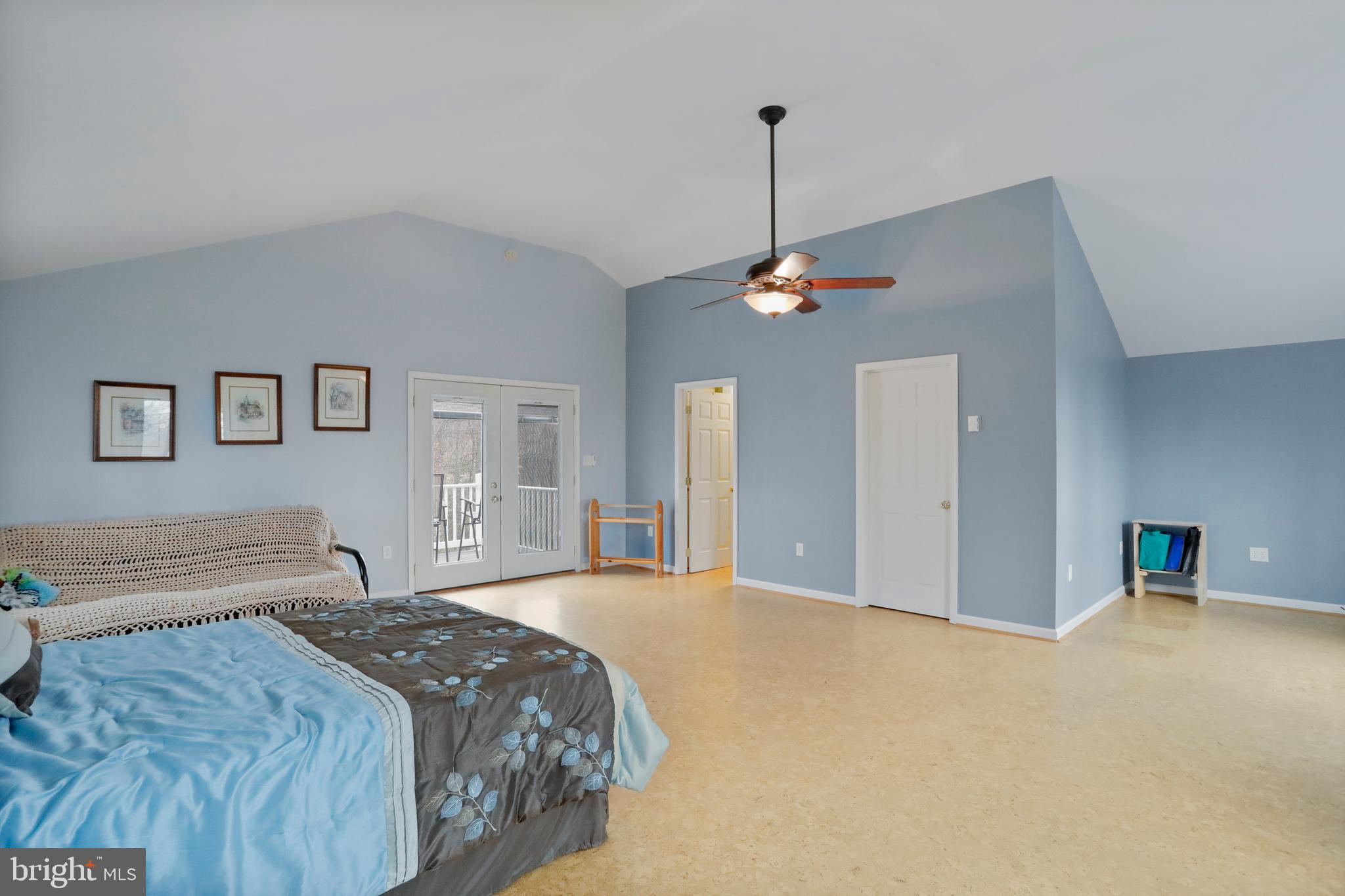 THE WOODS - Residential