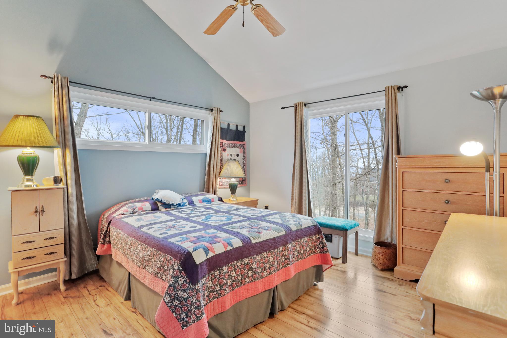 THE WOODS - Residential