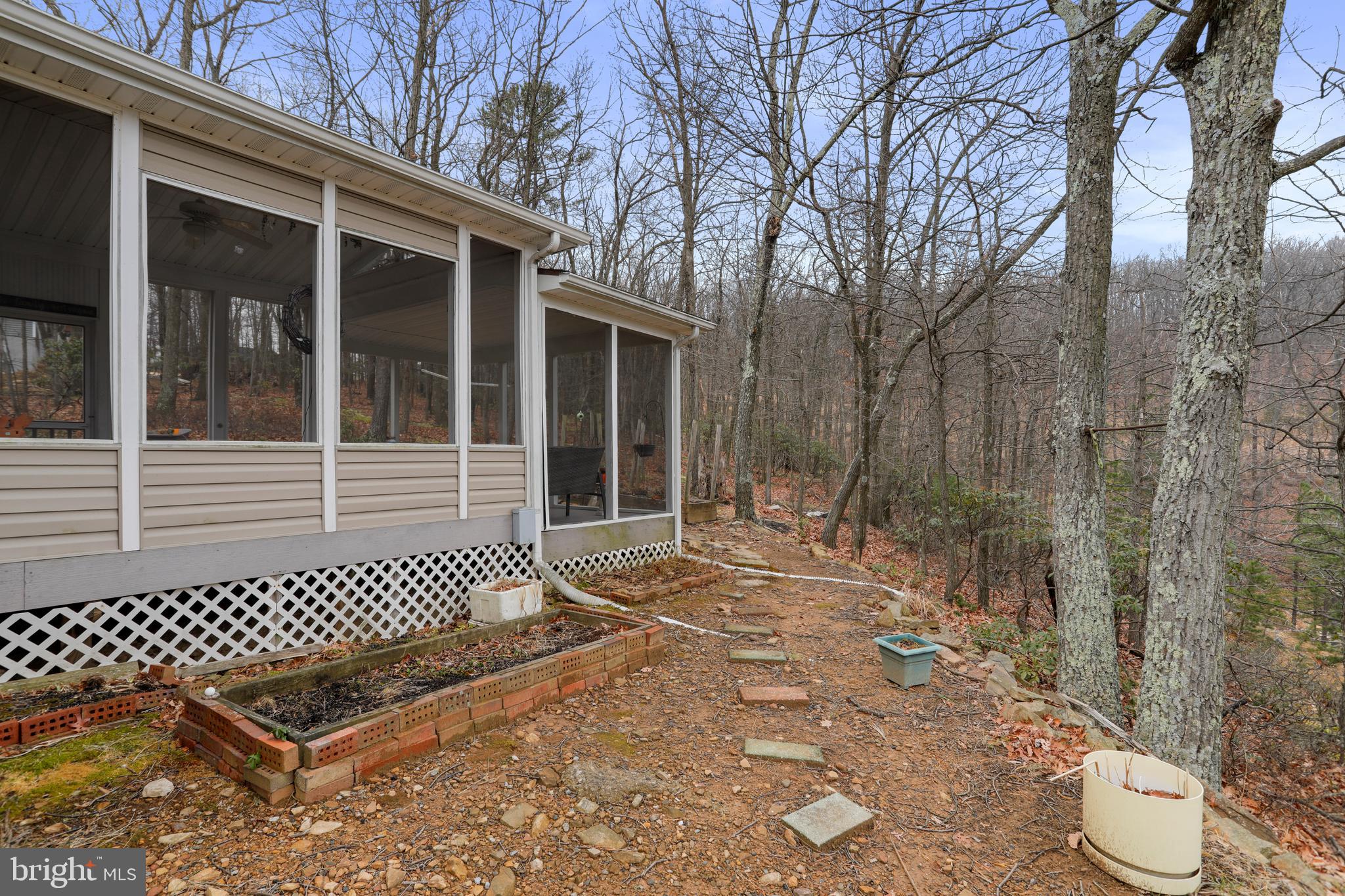 THE WOODS - Residential