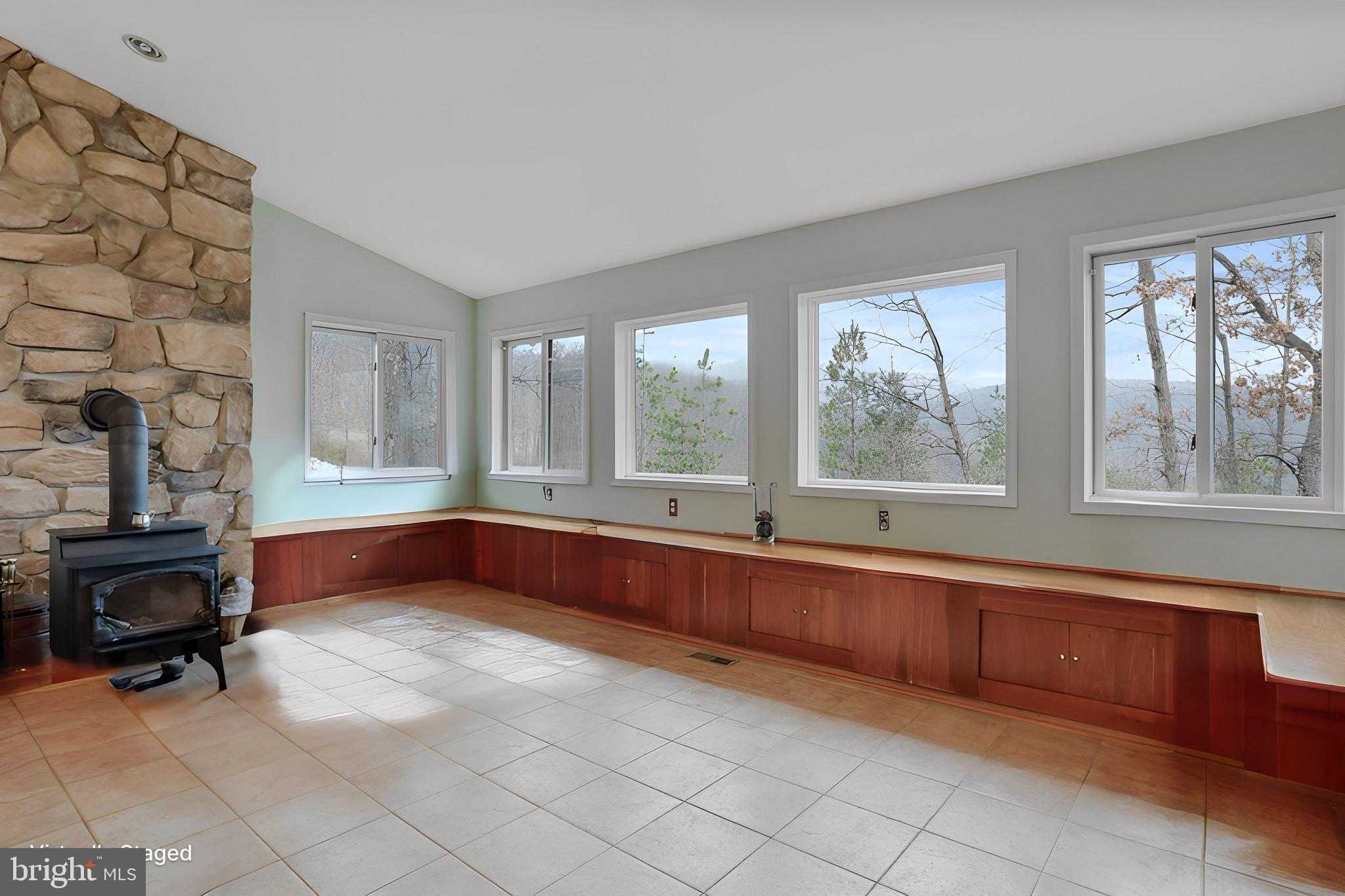 THE WOODS - Residential