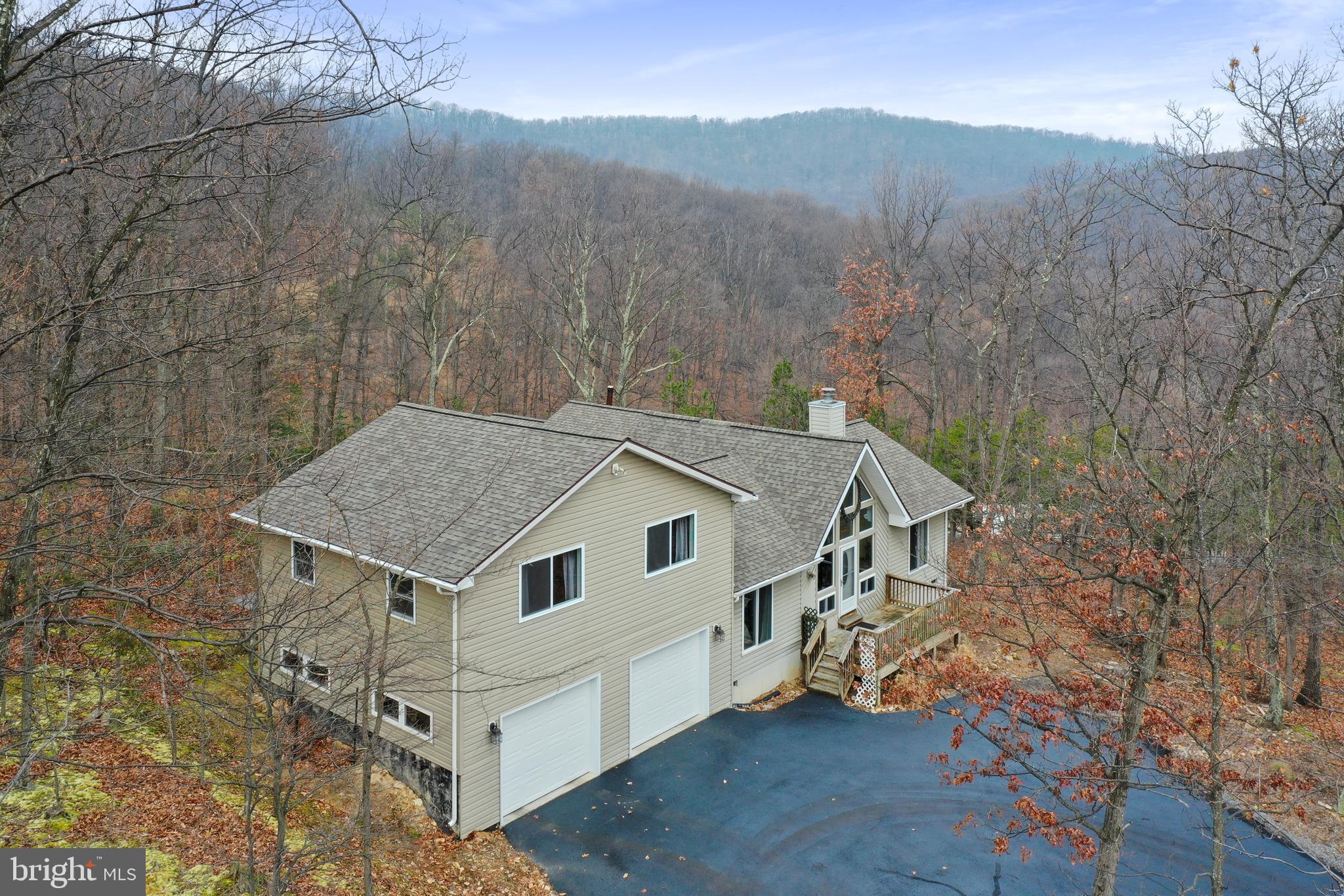 THE WOODS - Residential