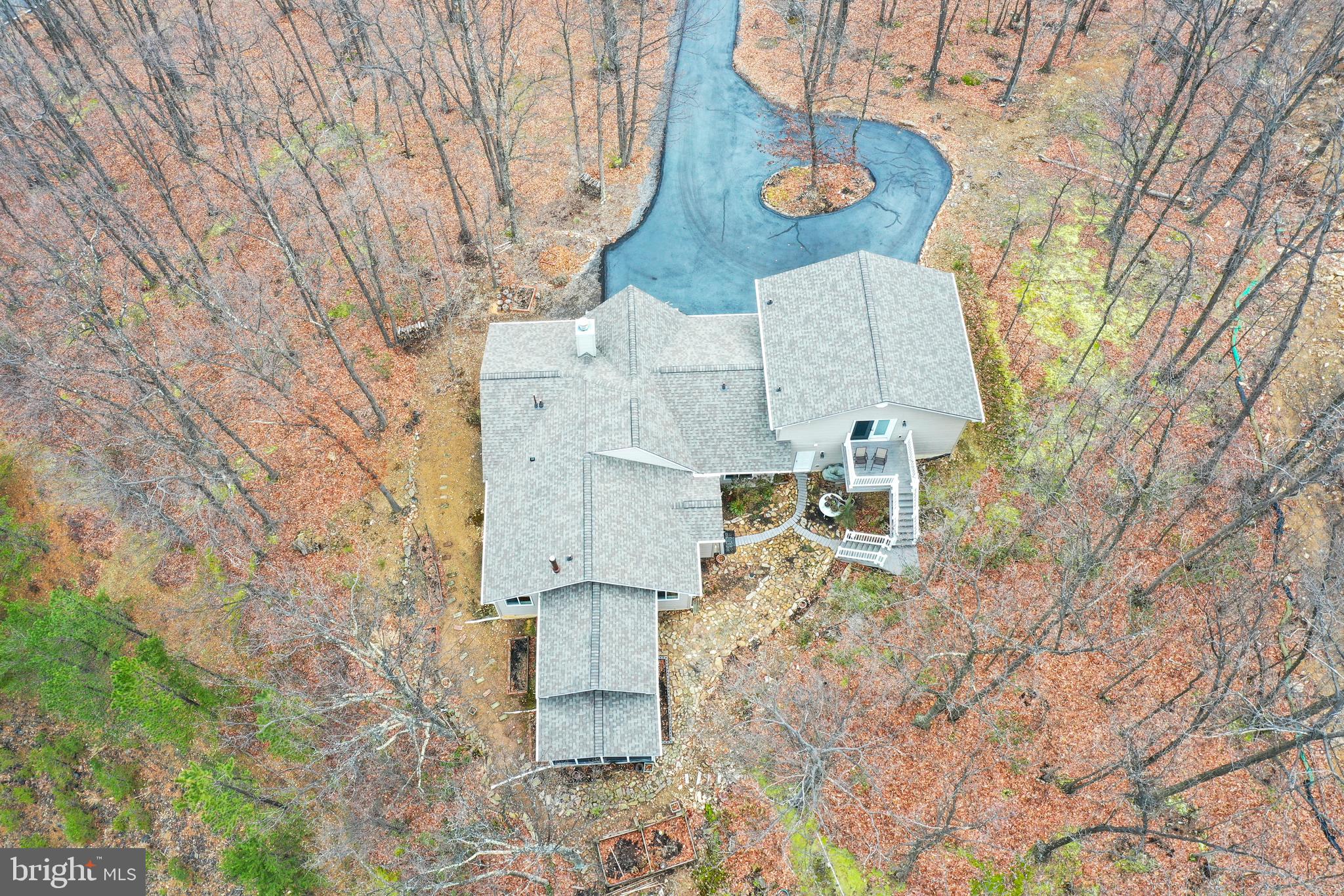 THE WOODS - Residential