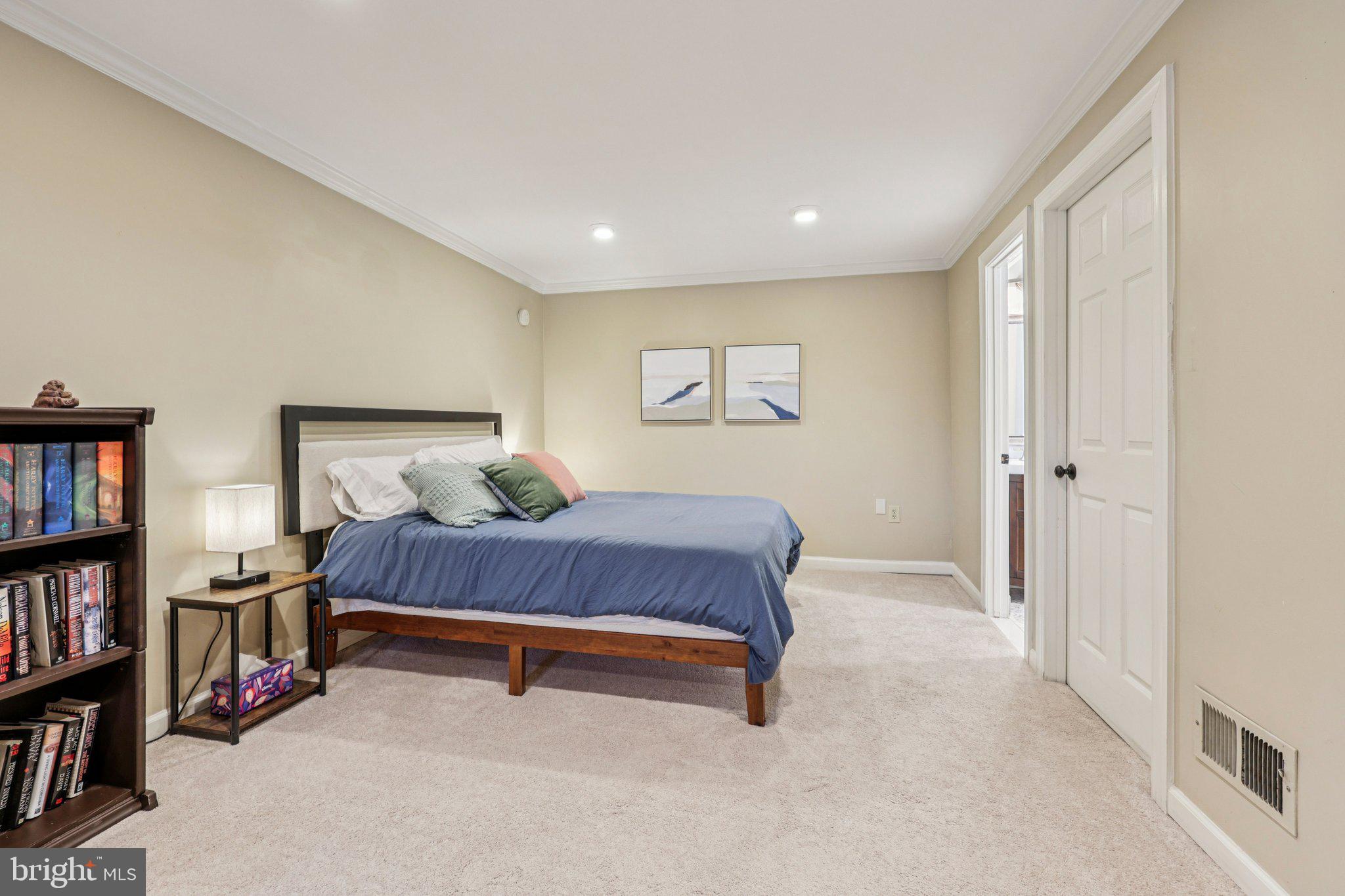 STUARTS MILL WOODS - Residential