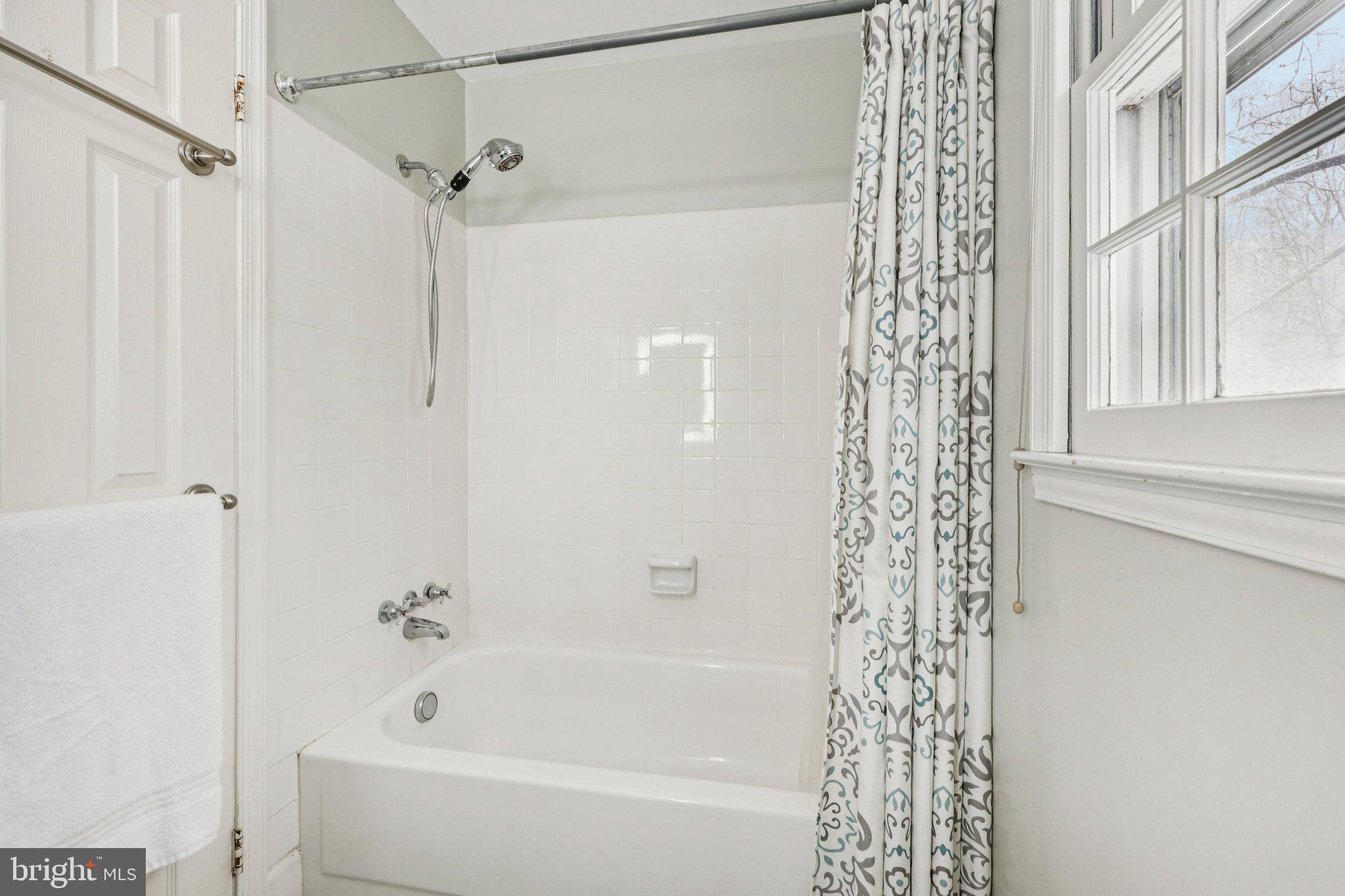 STUARTS MILL WOODS - Residential