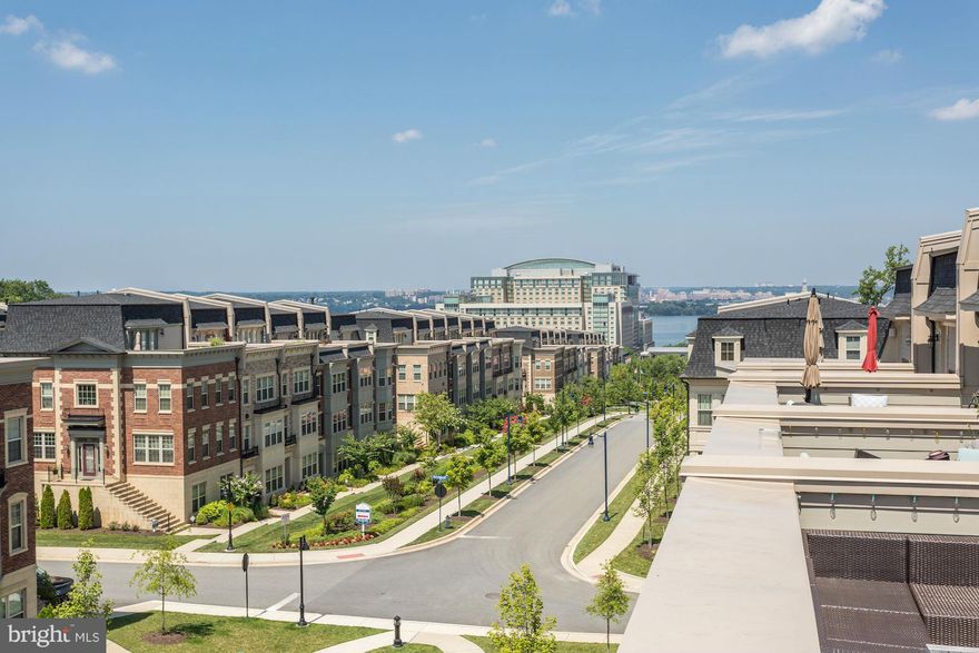 Fully Loaded New York Style Brownstone with WATER VIEWS to Potomac River! Double sided fireplace! Top to Bottom customized Hardwood Floors! 2 fireplaces! Custom Wet Bar on 4th level with frig & Dishwasher! All upgraded Bathrooms! Bose surround sound system throughout! Custom Window Treatments! LG Top of line Washer & Dryer! Furnished Negotiable.