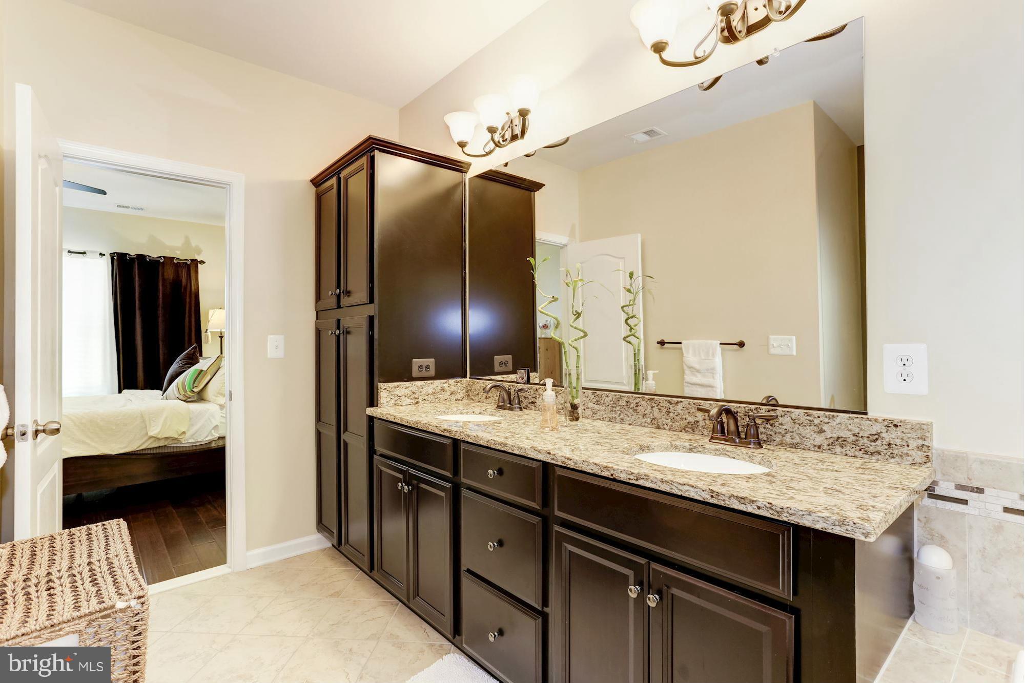 POTOMAC OVERLOOK CONDO - Residential Lease