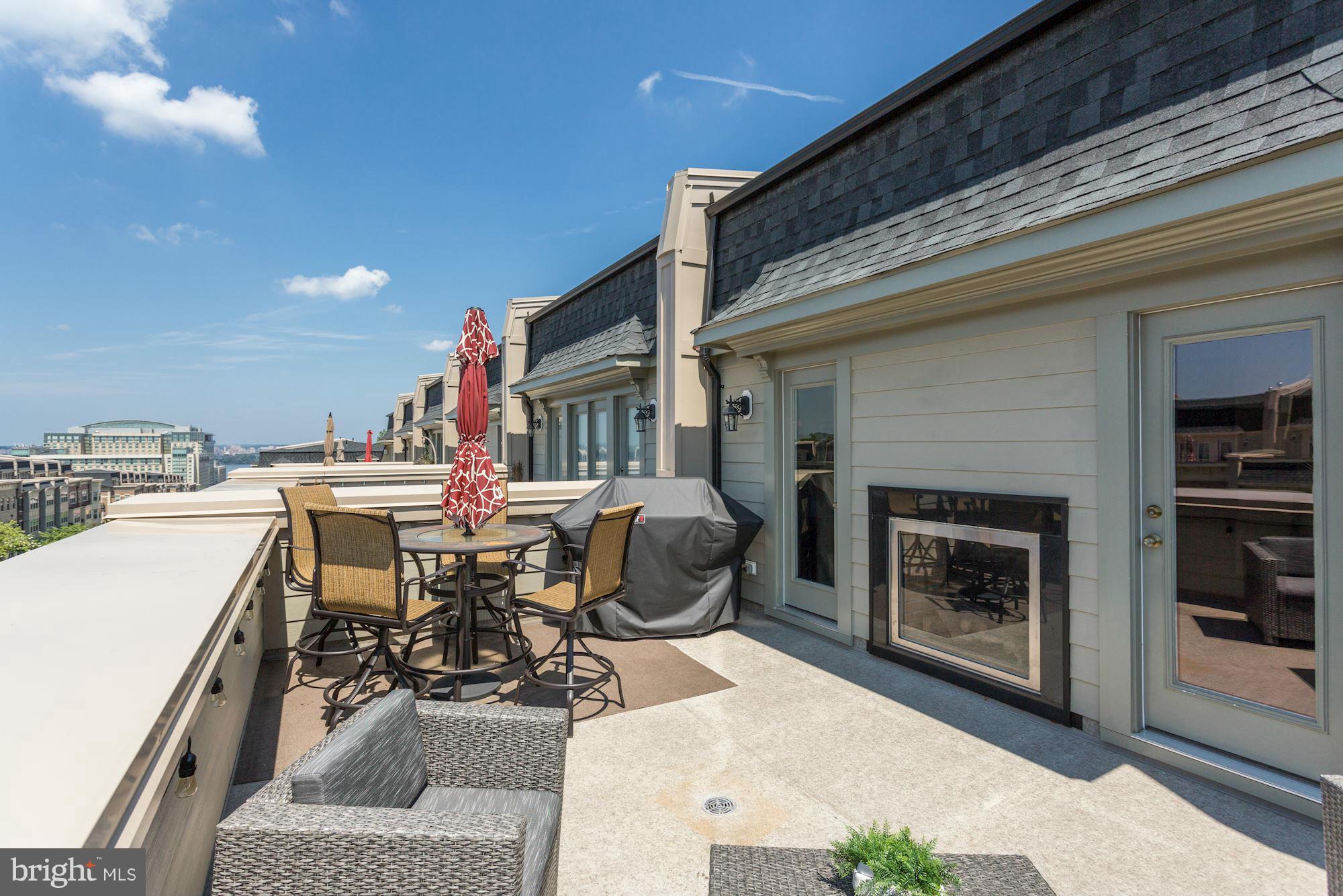 POTOMAC OVERLOOK CONDO - Residential Lease