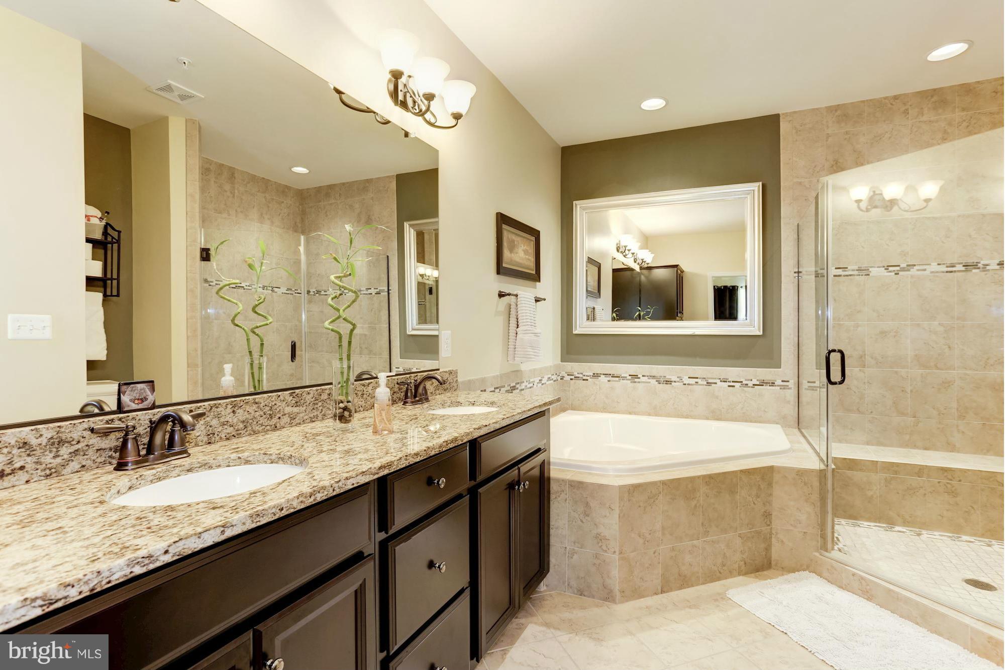 POTOMAC OVERLOOK CONDO - Residential Lease