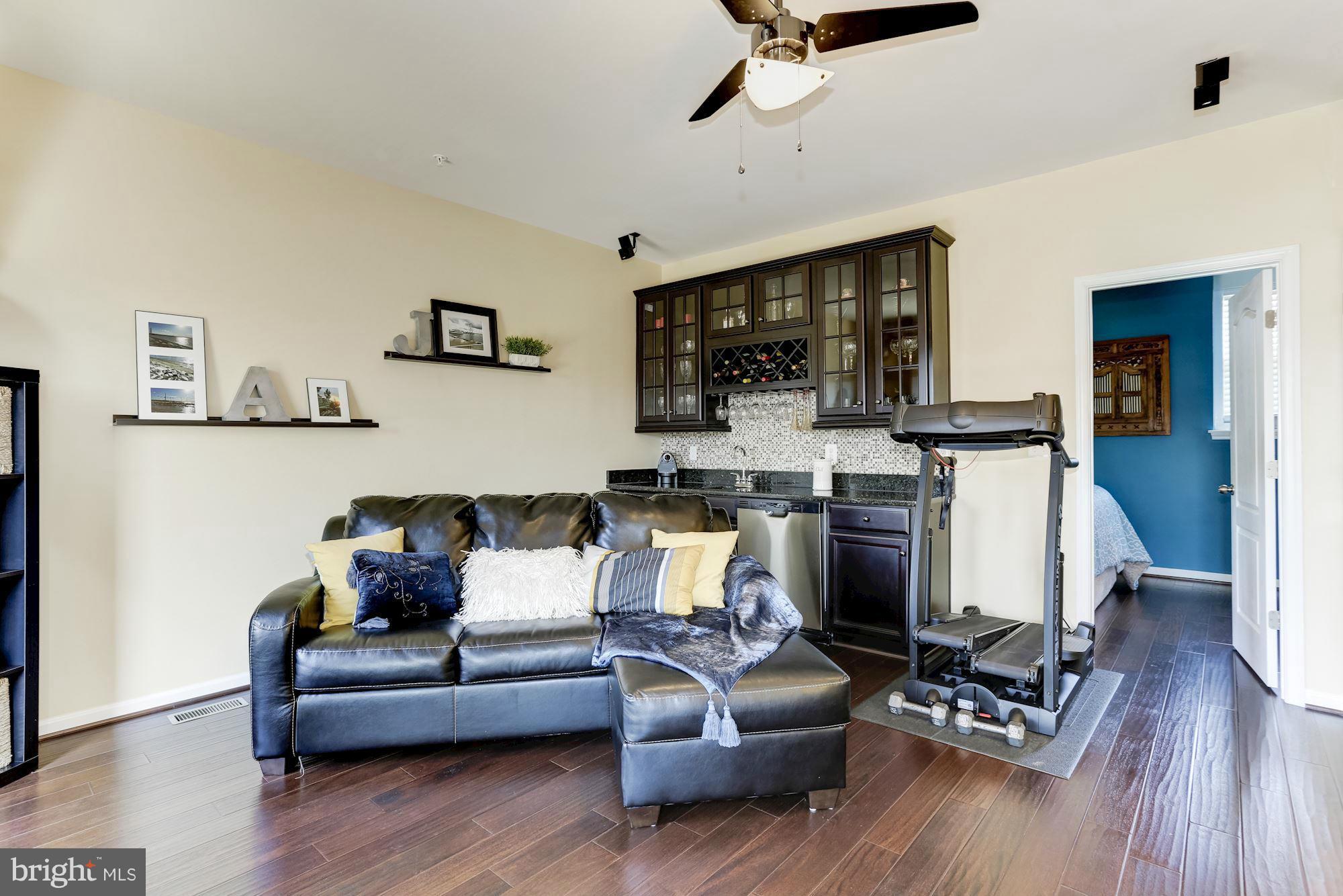 POTOMAC OVERLOOK CONDO - Residential Lease