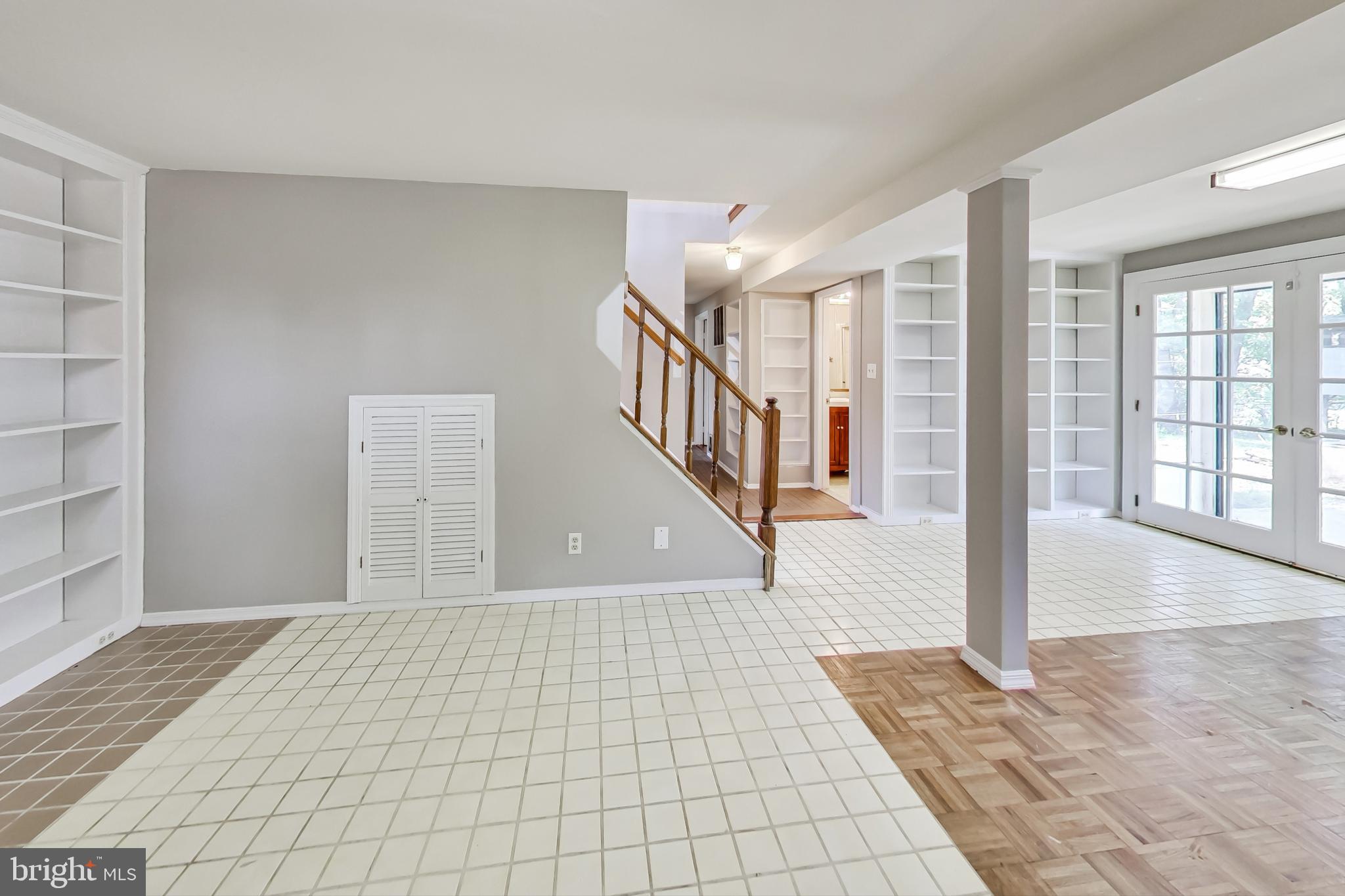 DALE CITY - Residential