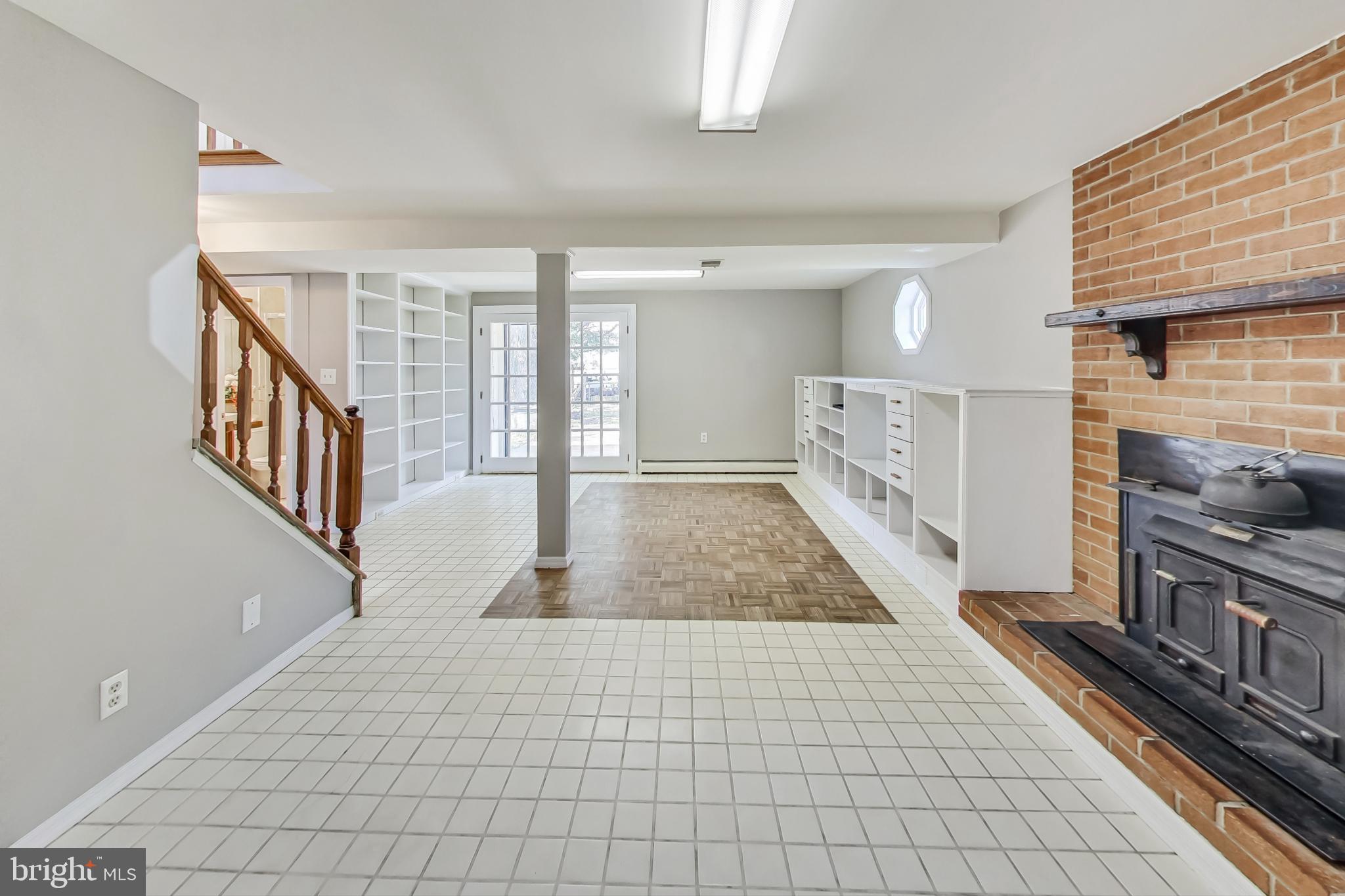 DALE CITY - Residential