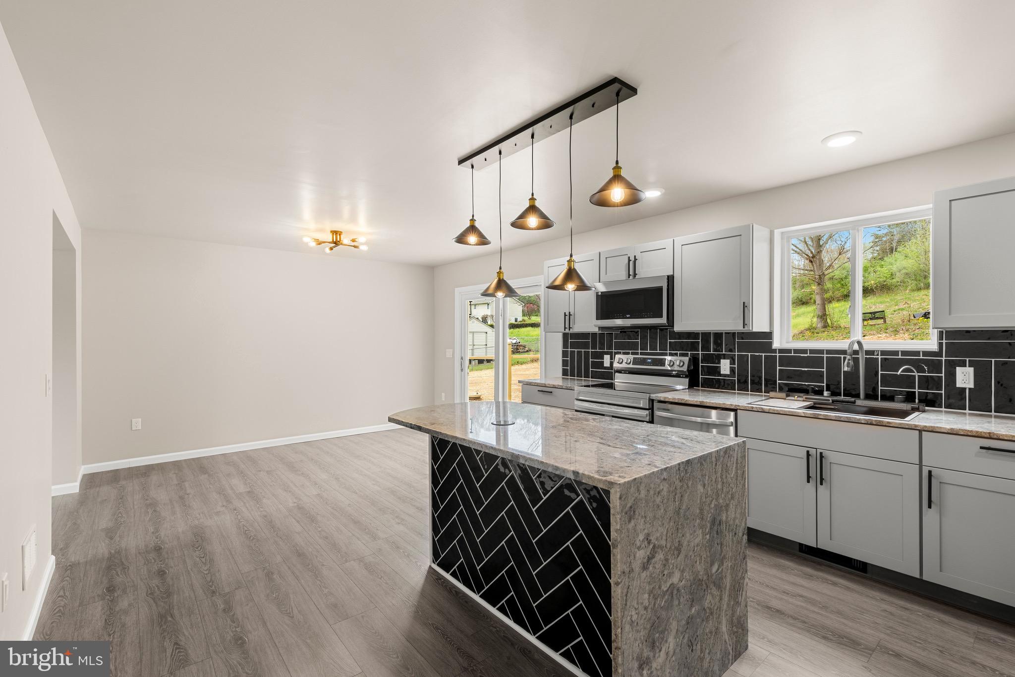 SUSQUEHANNA TRAILS - Residential