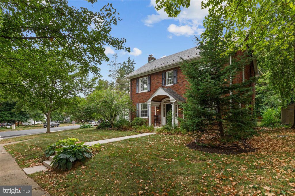 Photo of 803 Martha Avenue, Lancaster, PA 17601 (MLS # PALA2055162)