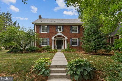 Photo of 803 Martha Avenue, Lancaster, PA 17601 (MLS # PALA2055162)